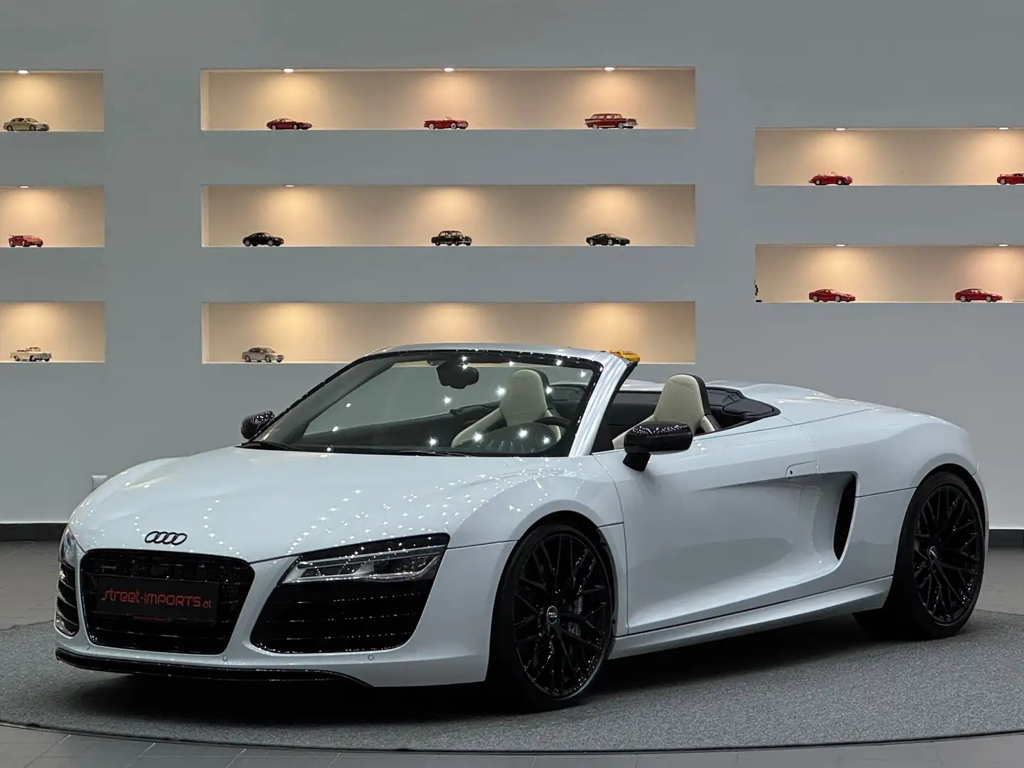 Audi R8 5.2 FSI quattro VollCarbon *Keramik* Audi Exklusiv * Weiß - 1