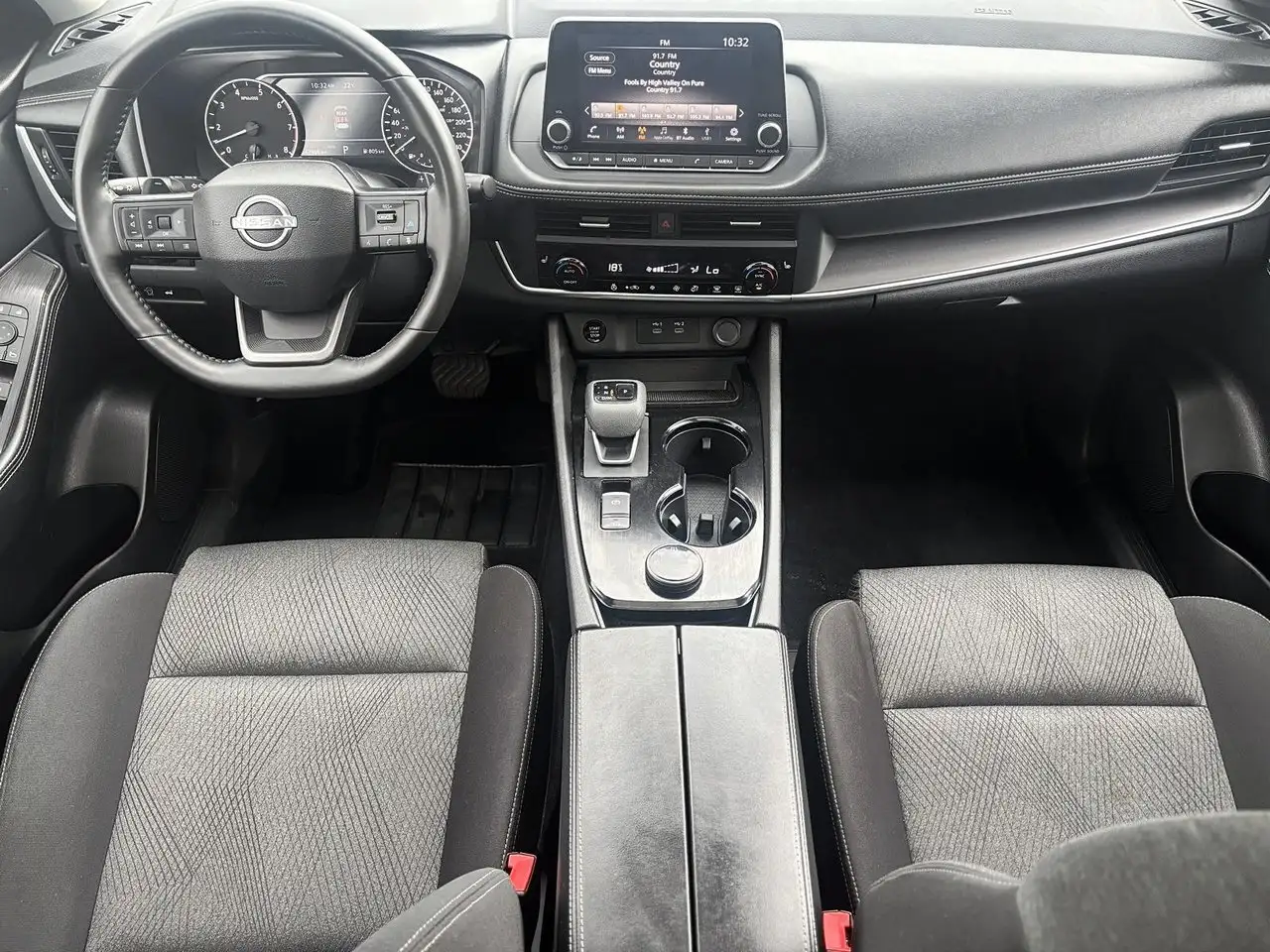 Nissan Rogue photo Nissan Rogue