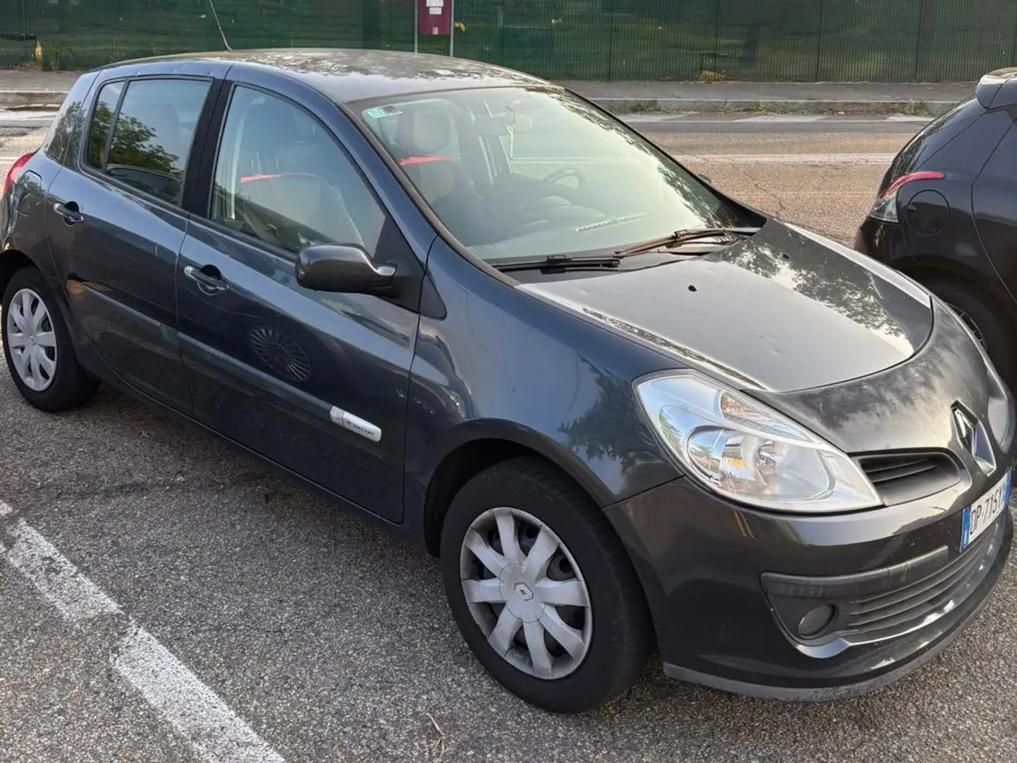 Renault Clio Clio III 2005 5p 1.2 16v Rip Curl - 1