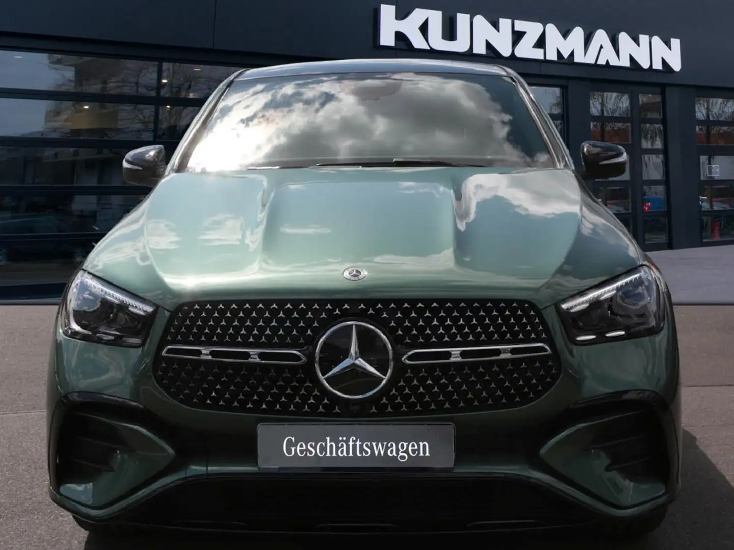 Mercedes-Benz GLE 450 d 4MATIC Coupé AMG Night Panorama AHK Grün - 2