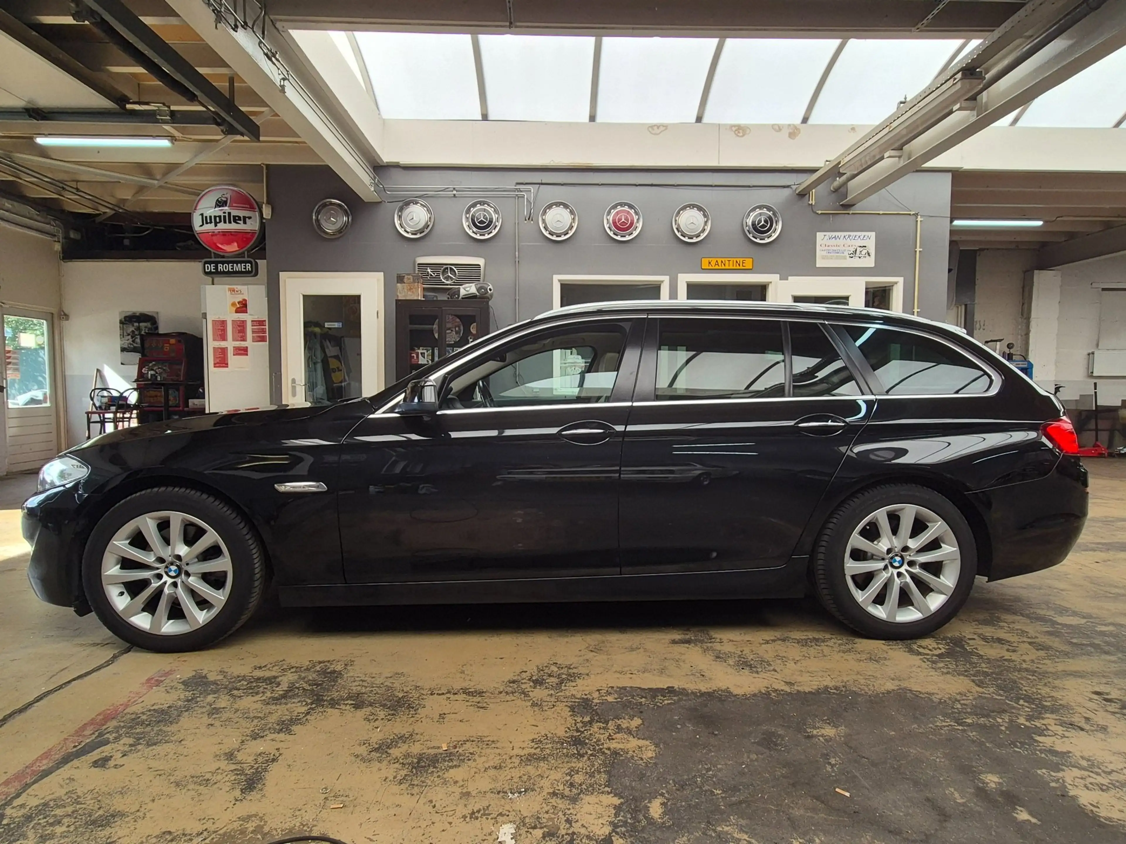 BMW 523 5-serie Touring 523i High Executive *151000KM* — photo 2