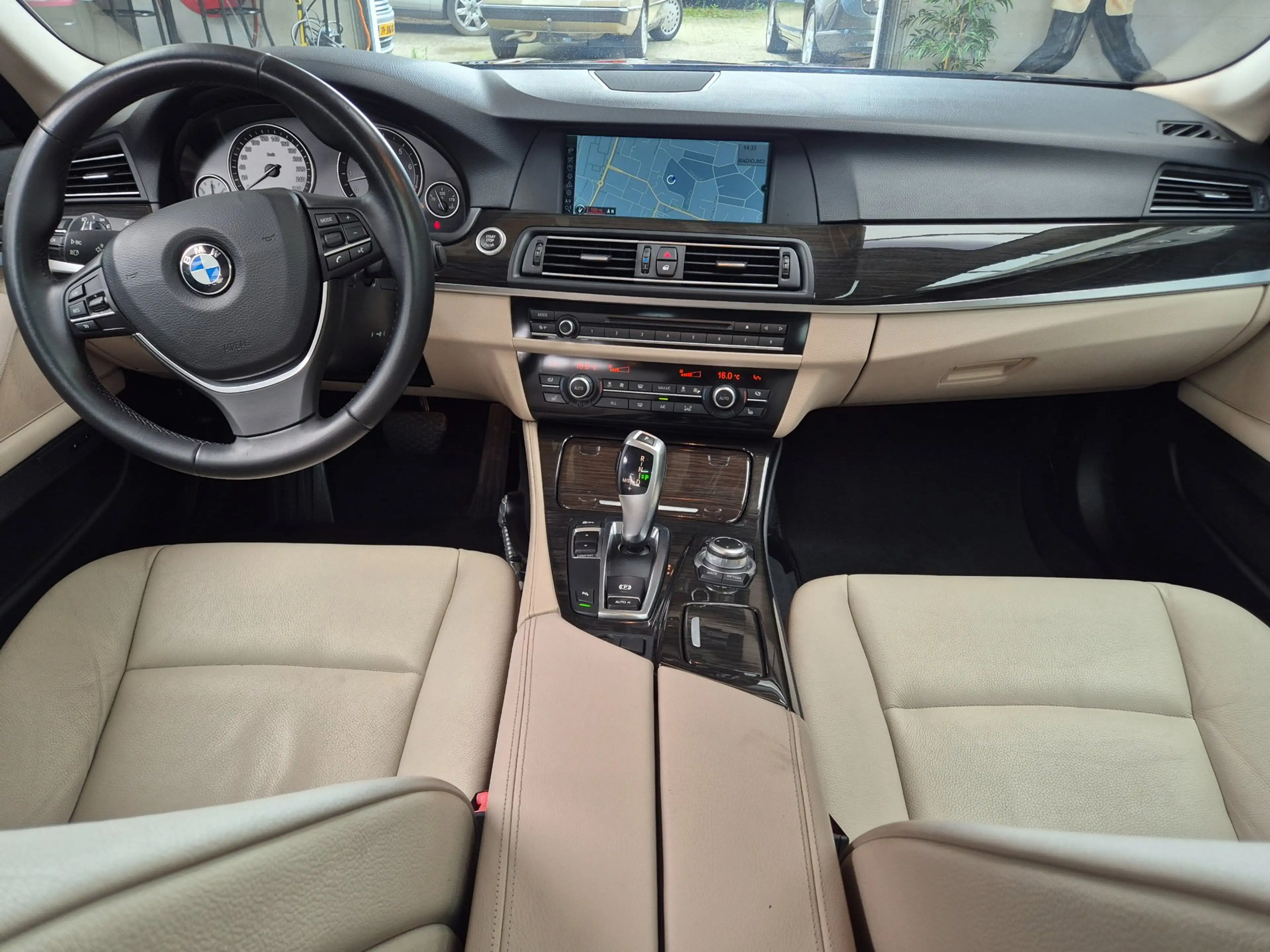 BMW 523 5-serie Touring 523i High Executive *151000KM* — photo 12