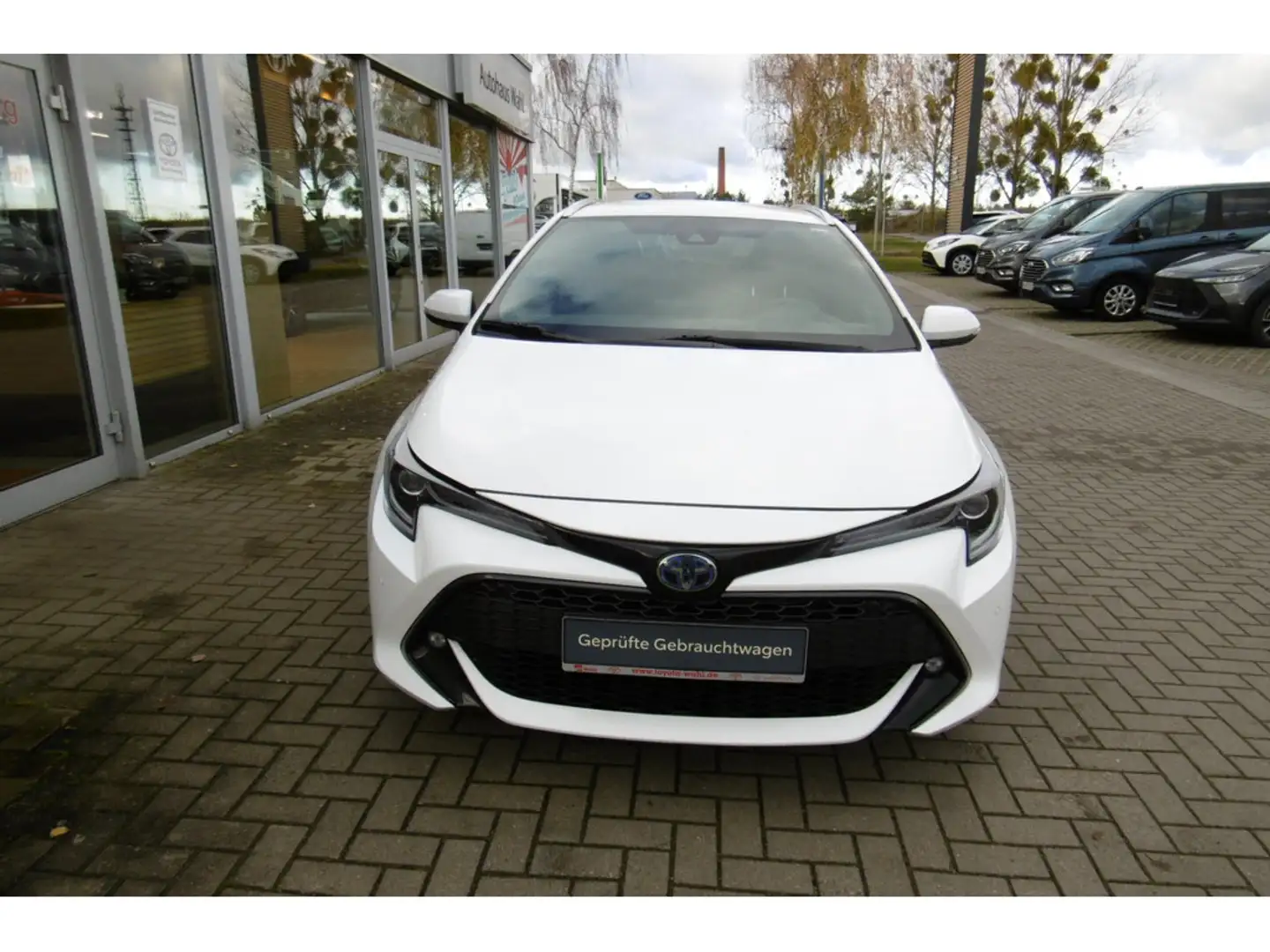 Toyota Corolla Touring Sports 1.8 Hybrid Team D Blanc - 2