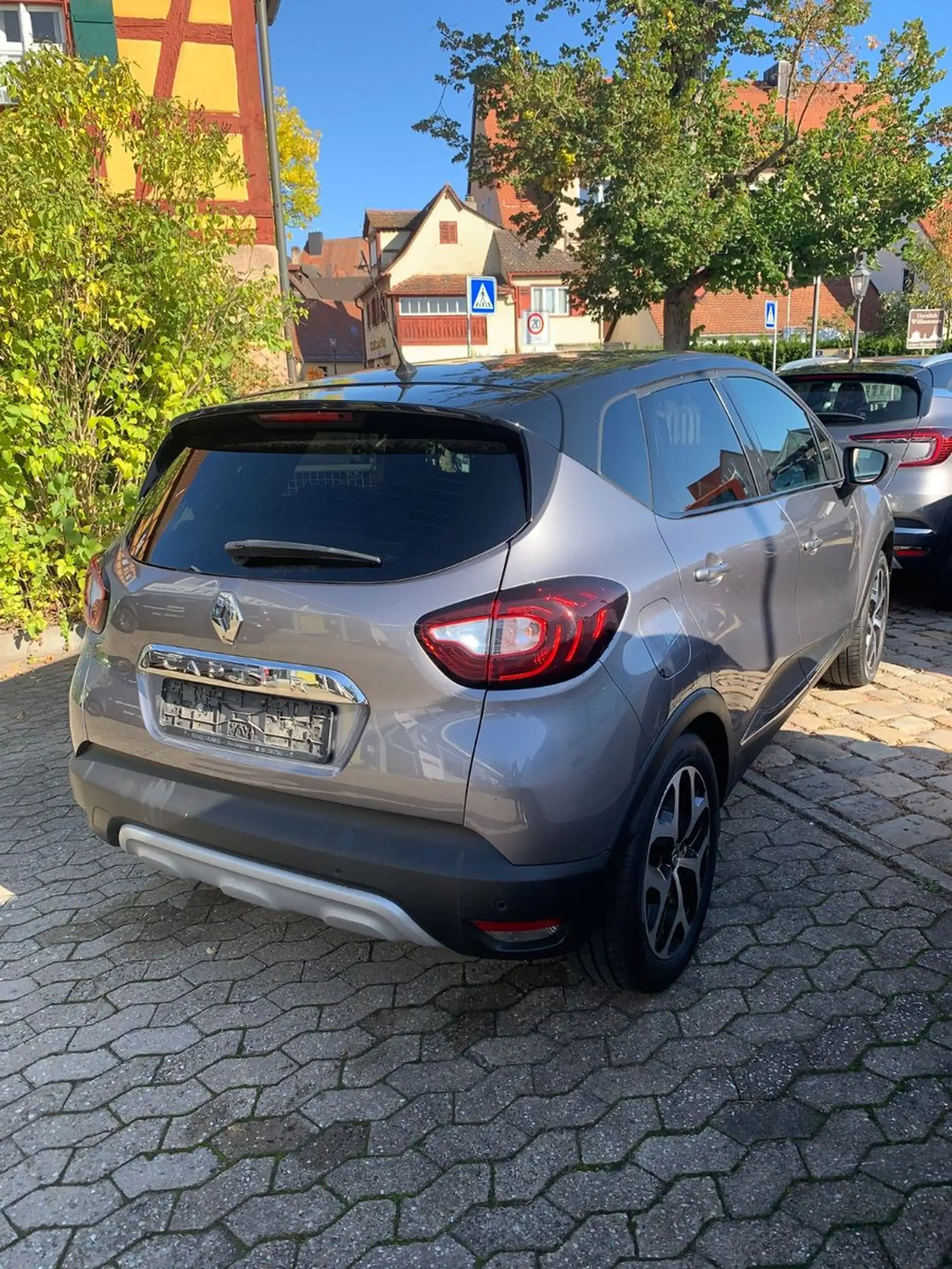Renault Captur Collection — photo 2