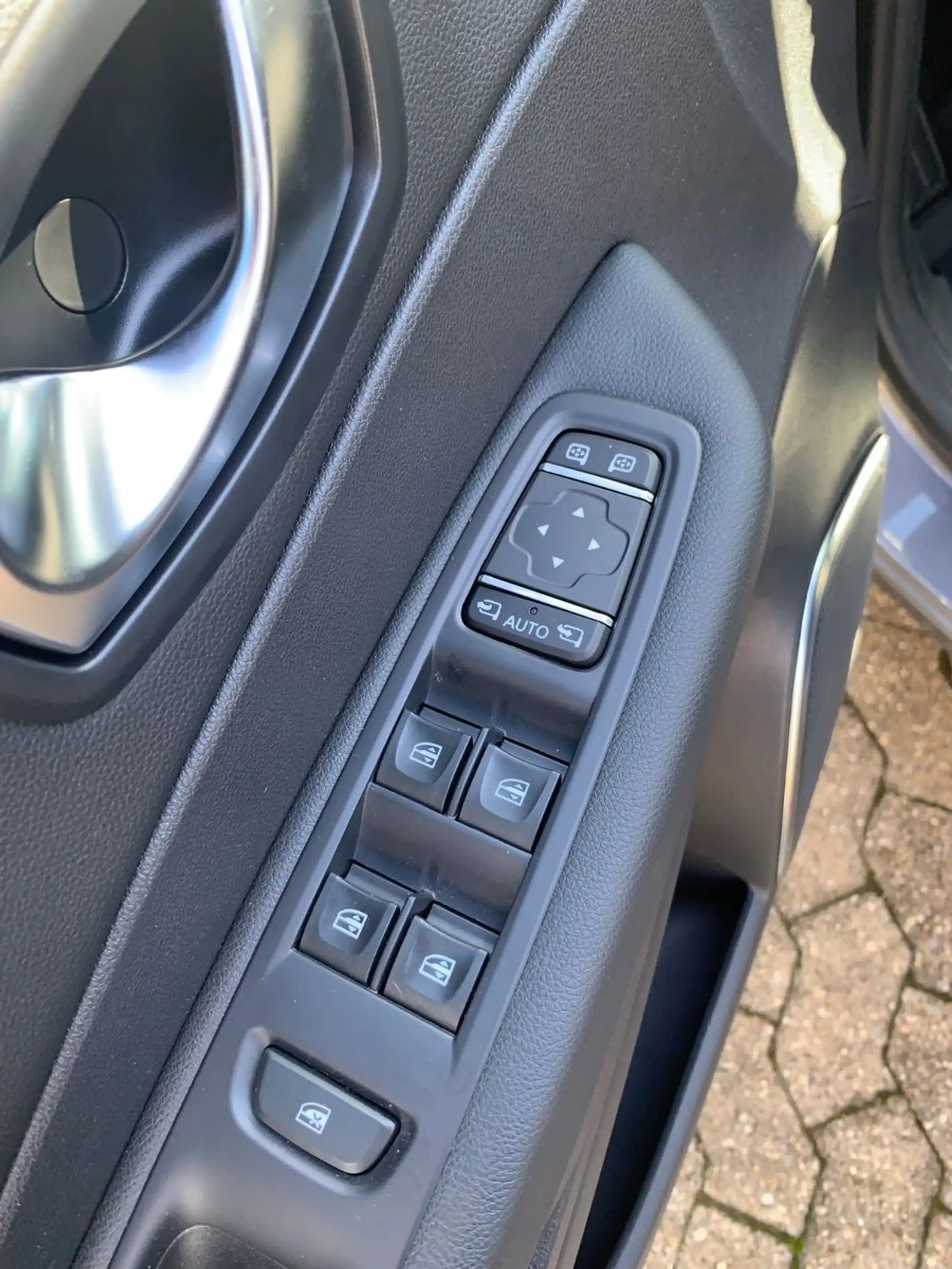 Renault Captur Collection — photo 8