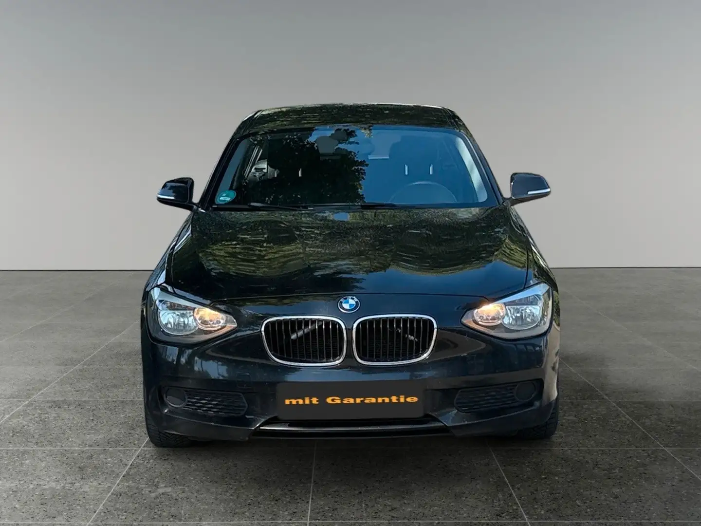 BMW 114 Baureihe 1 Lim. 5-trg. 114 d 1.6-Klima Zwart - 2