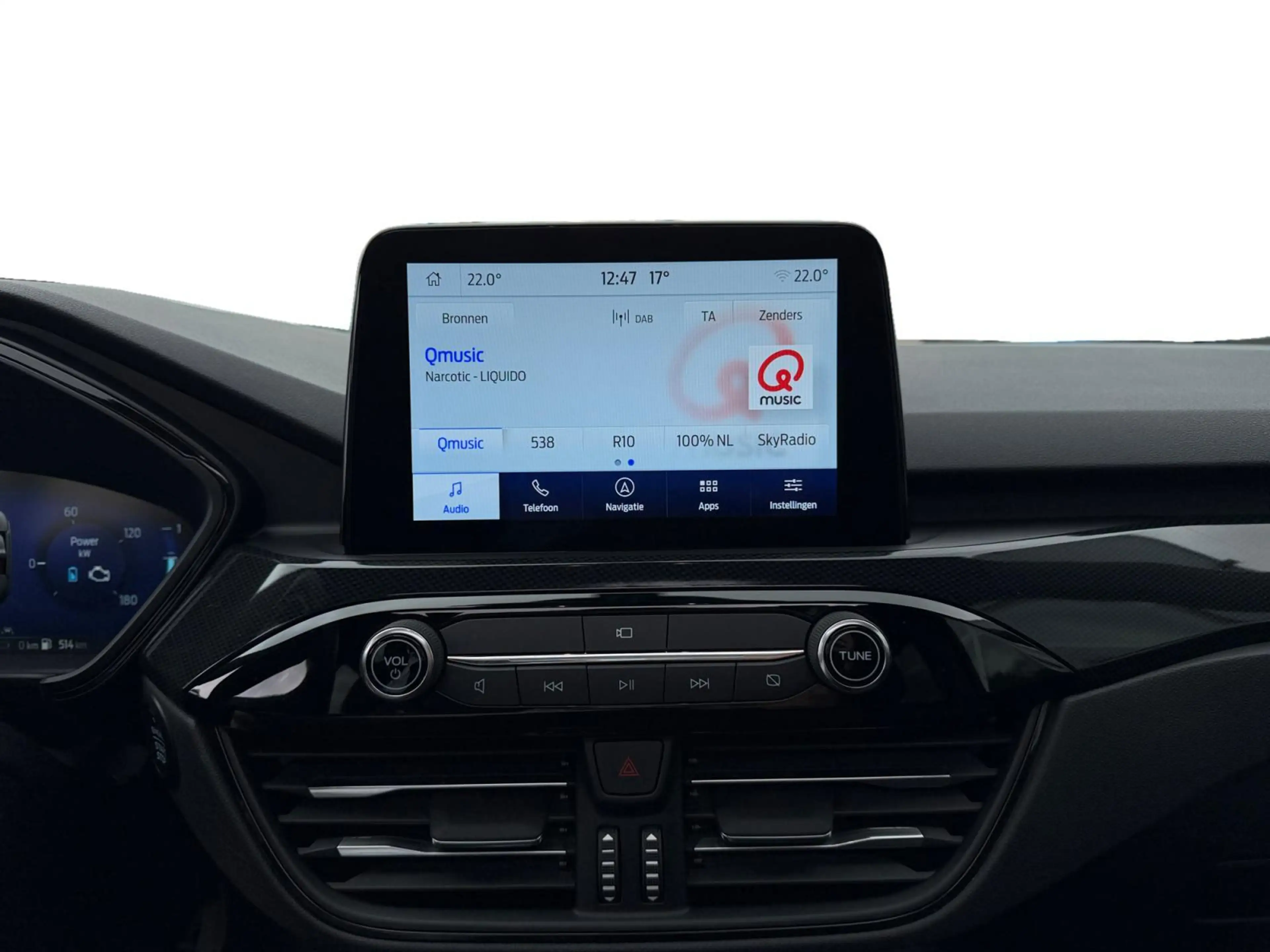 Ford Kuga ST-Line X 2.5 Plug-in Hybrid 225pk — photo 15