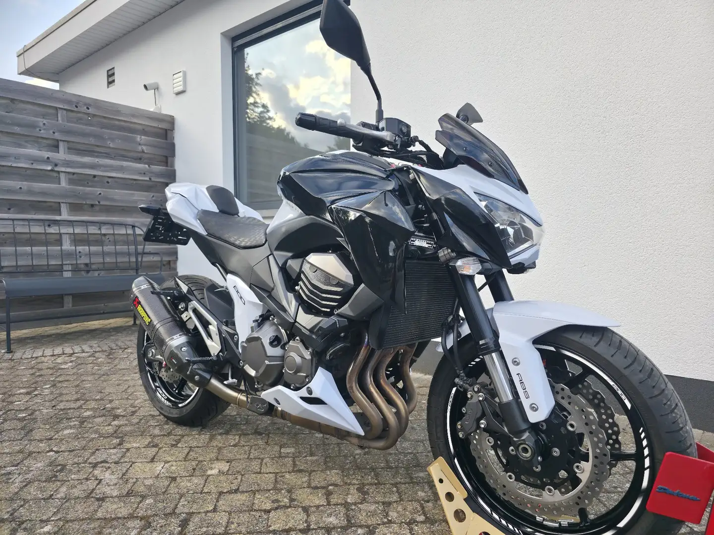 Kawasaki Z 800 ABS - Akrapovic - 1ste eigenaar! Wit - 2
