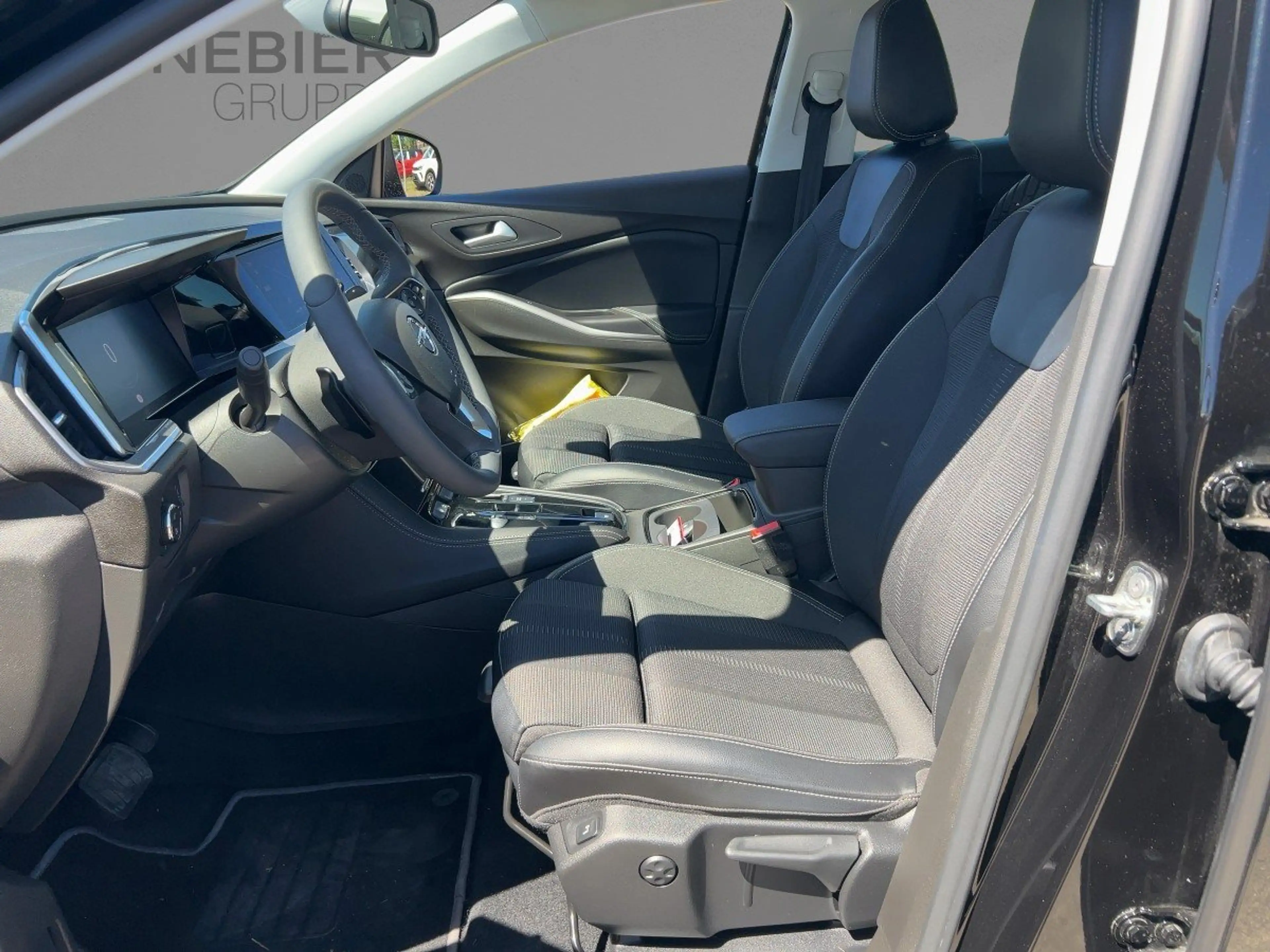 Opel Grandland GS LED+360°KAMERA+NAVI+ALLWETTER — photo 9