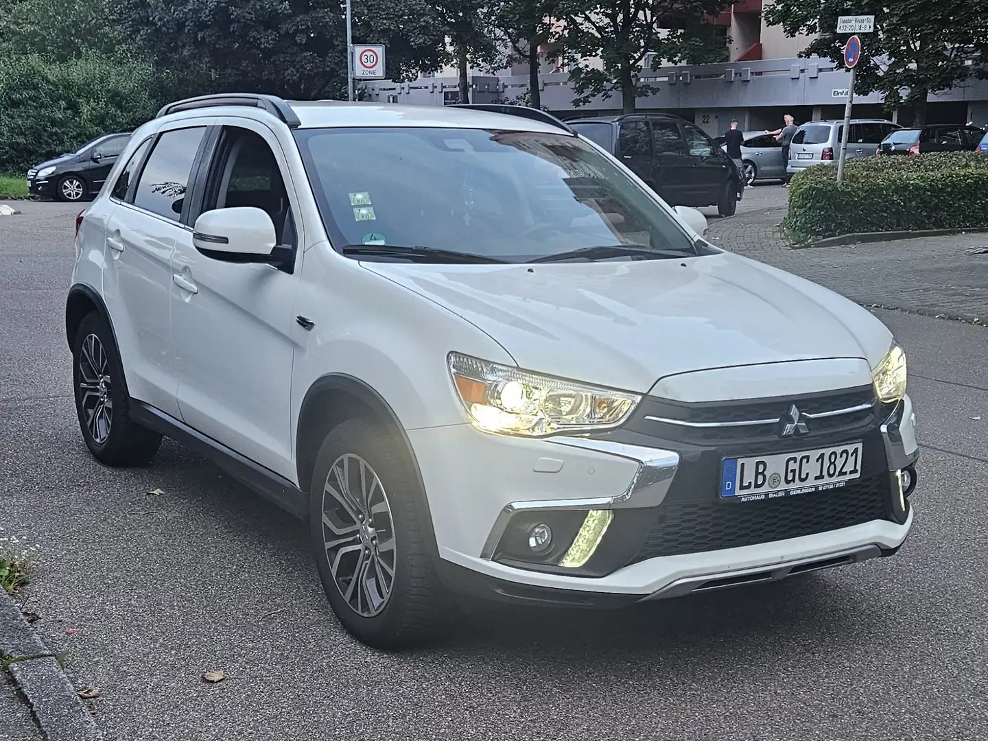 Mitsubishi ASX ASX 1.6 ClearTec 2WD Active+ Weiß - 2