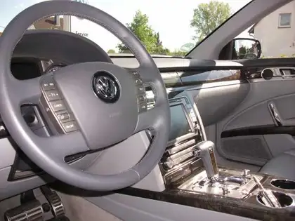 Annonce voiture d'occasion Volkswagen Phaeton - CARADIZE