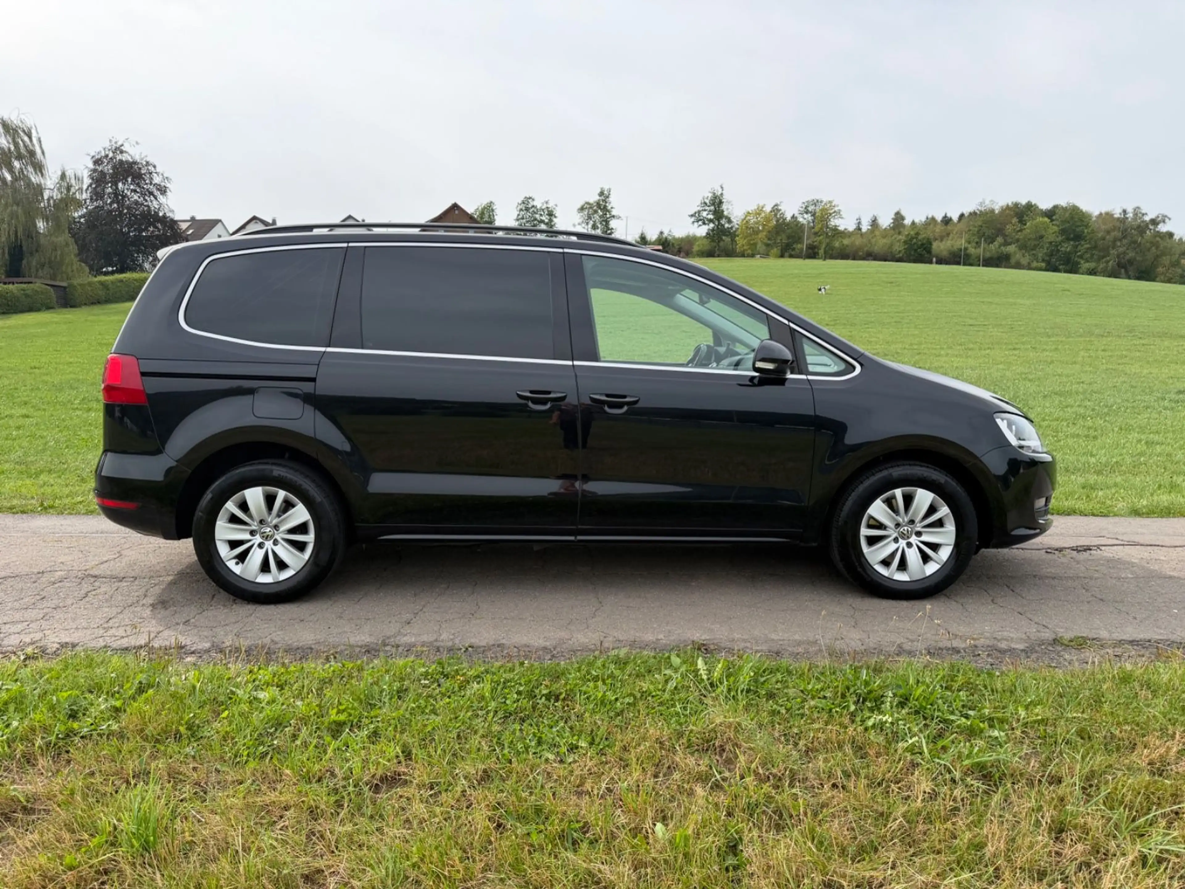 Volkswagen Sharan Comfortline BMT 2.0TDI 177ps — photo 9