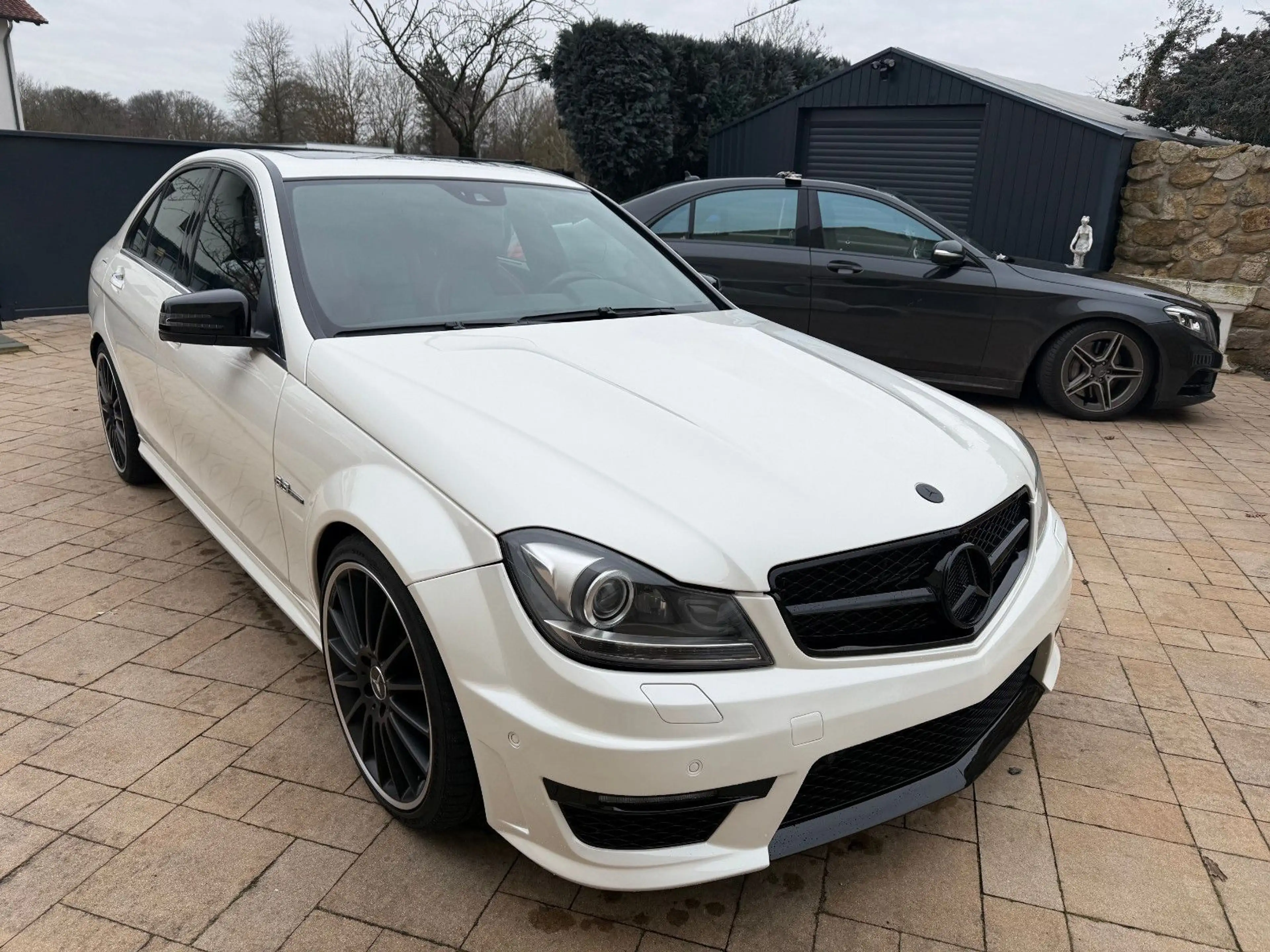 Mercedes-Benz C 63 AMG +Leder+Navi+SSD+H&K+Rückf.+Klappen+ — photo 7