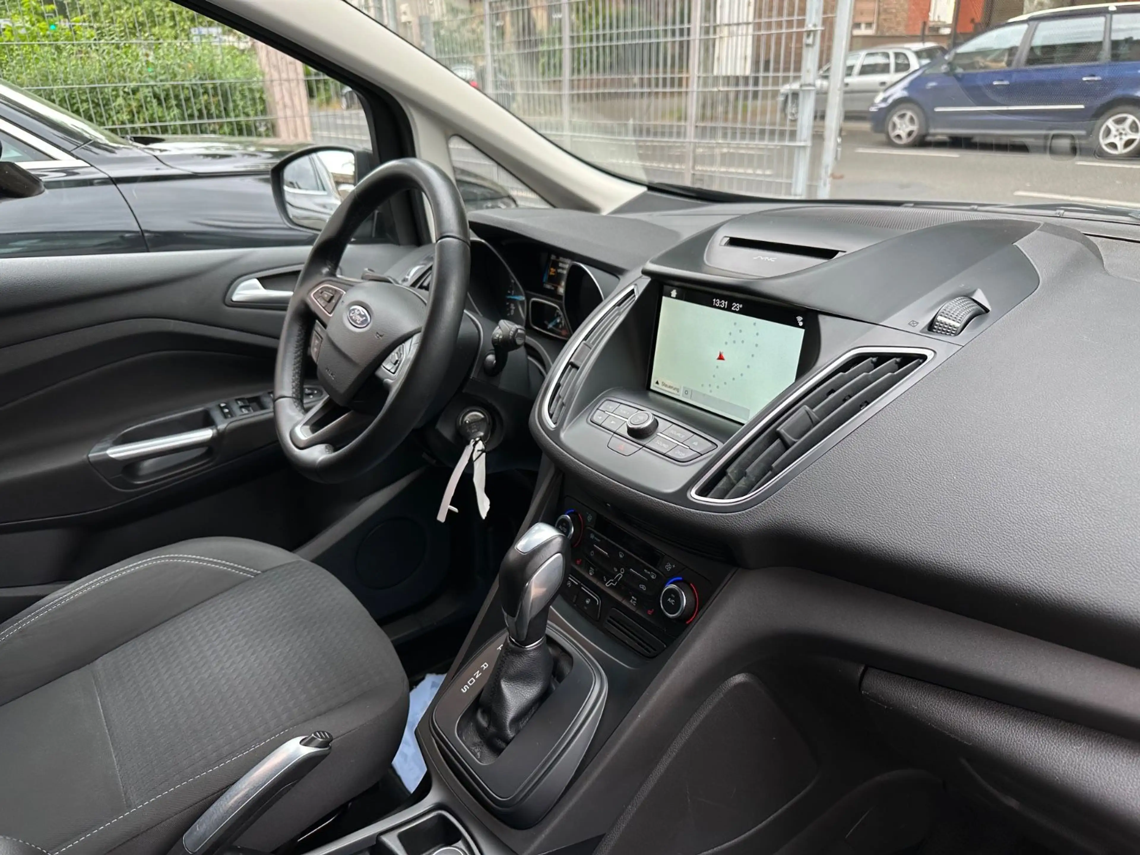 Ford Grand C-Max Grand C-MAX Cool & Connect 1.Hand ! Scheckheft — photo 9