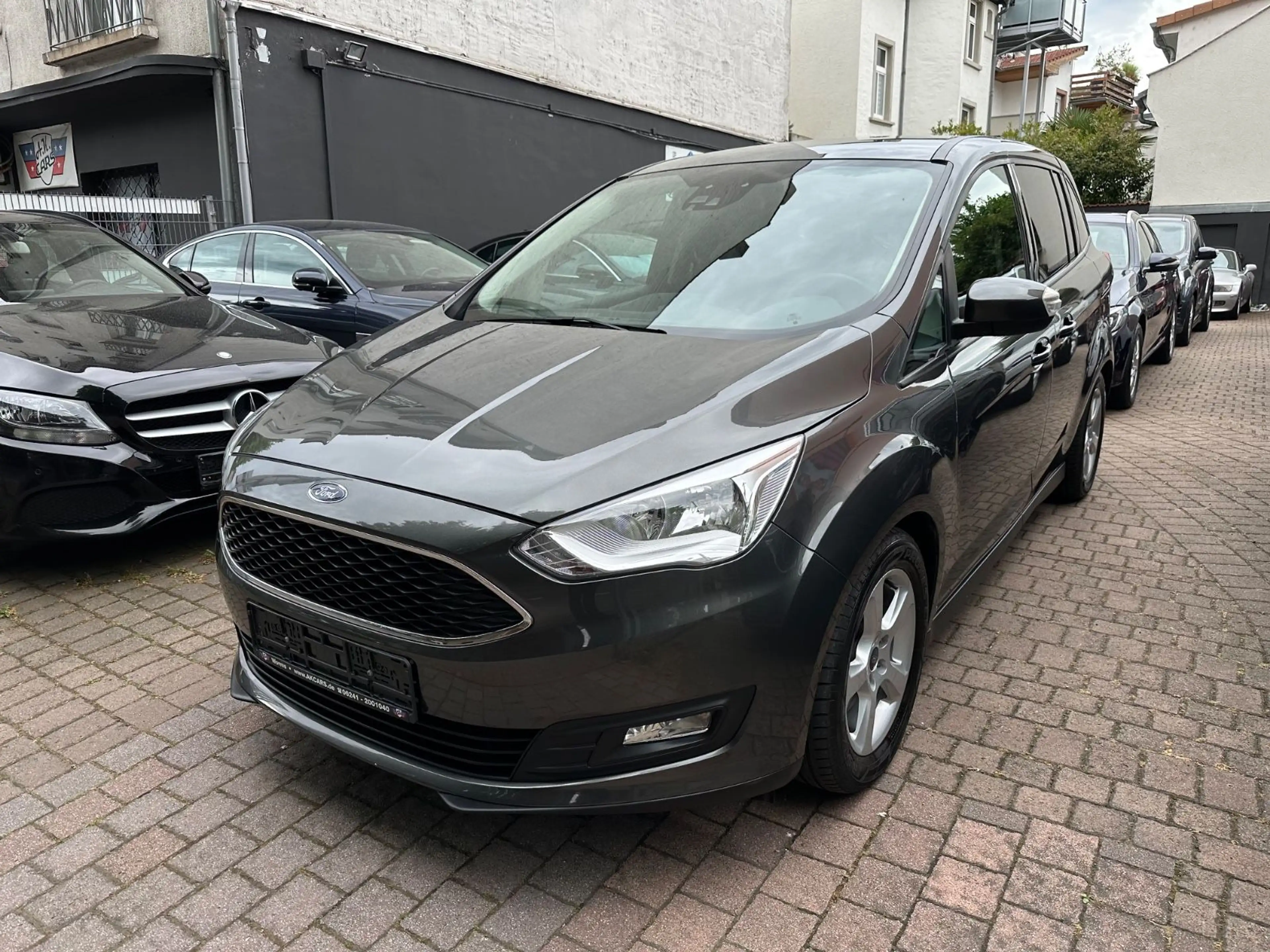 Ford Grand C-Max Grand C-MAX Cool & Connect 1.Hand ! Scheckheft — photo 3