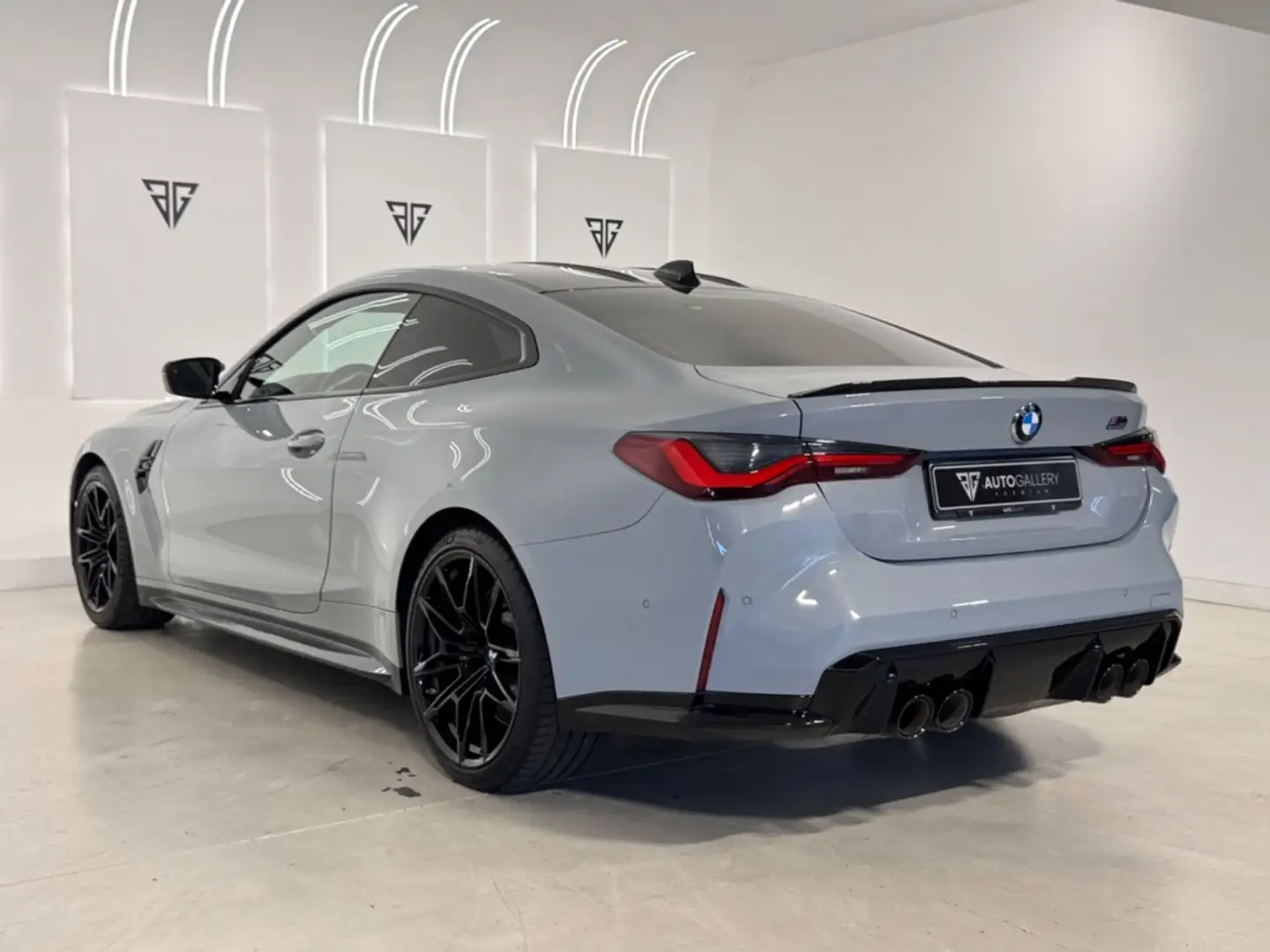 BMW M4 Coupé Competition Gris - 2