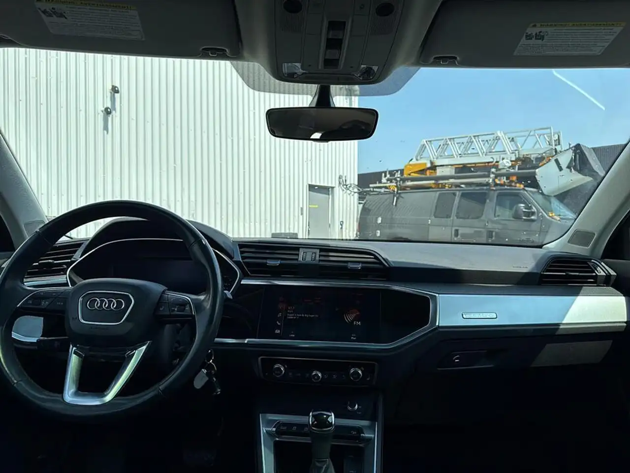 Audi Q3 photo Audi Q3