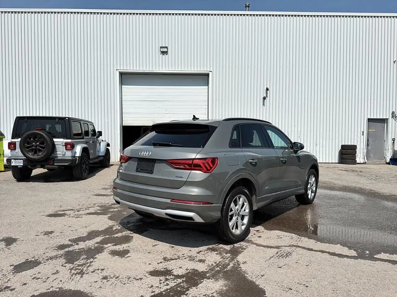 Audi Q3 photo Audi Q3