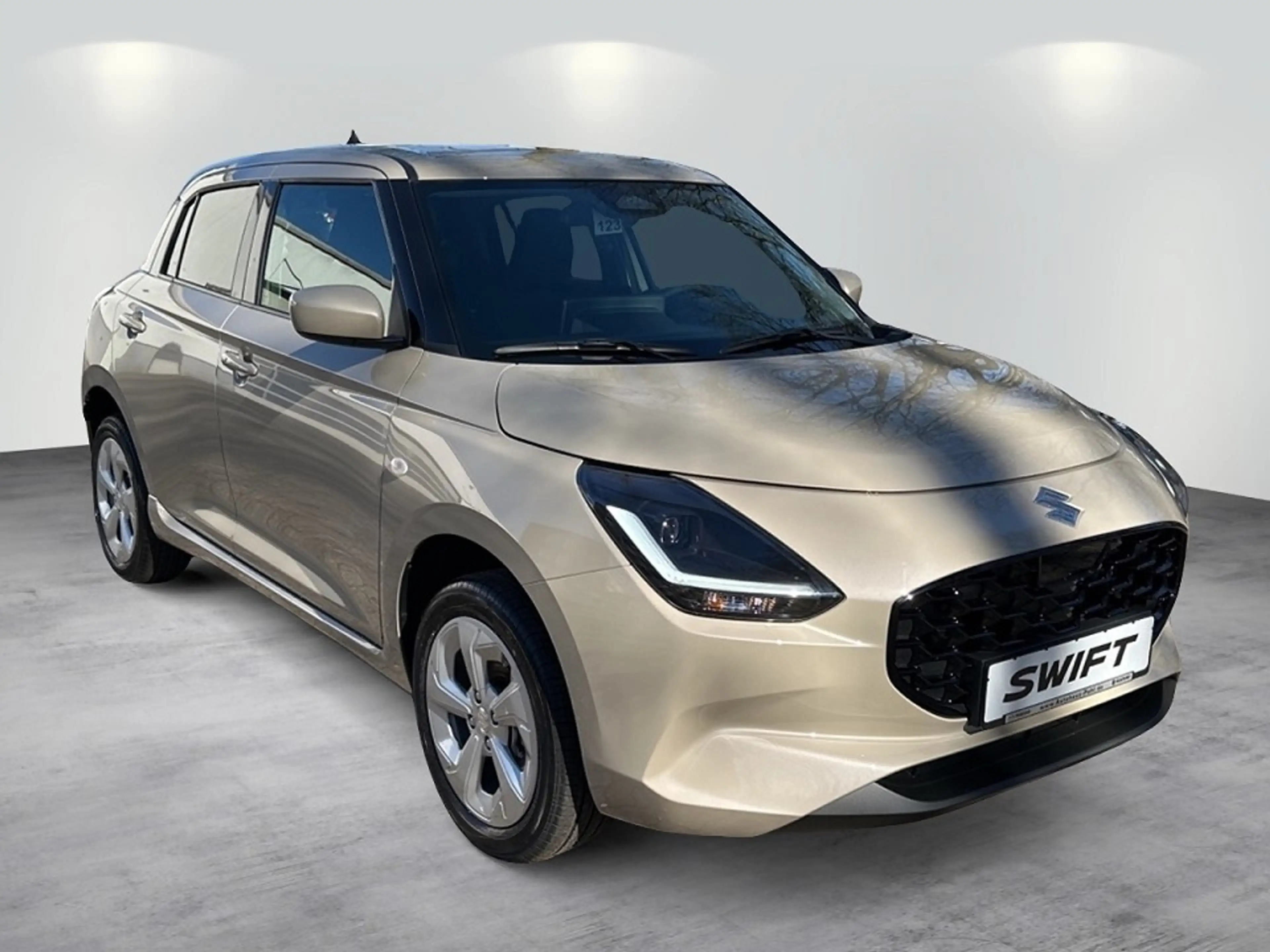 Suzuki Swift 1,2 HYBRID MT COMFORT — photo 9