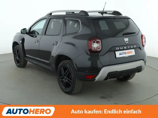 Dacia Duster view 4