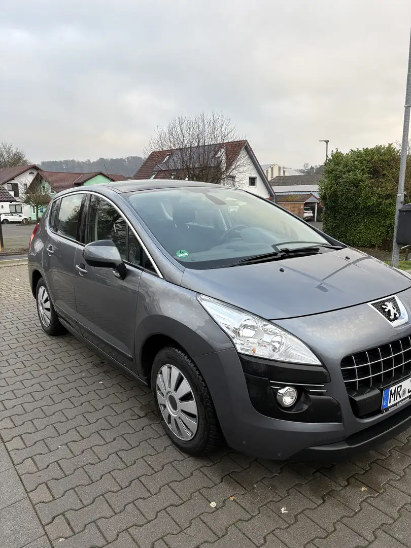 Peugeot 3008 150 Platinum, Navi, Head-Up Display, Garagenwagen - 2