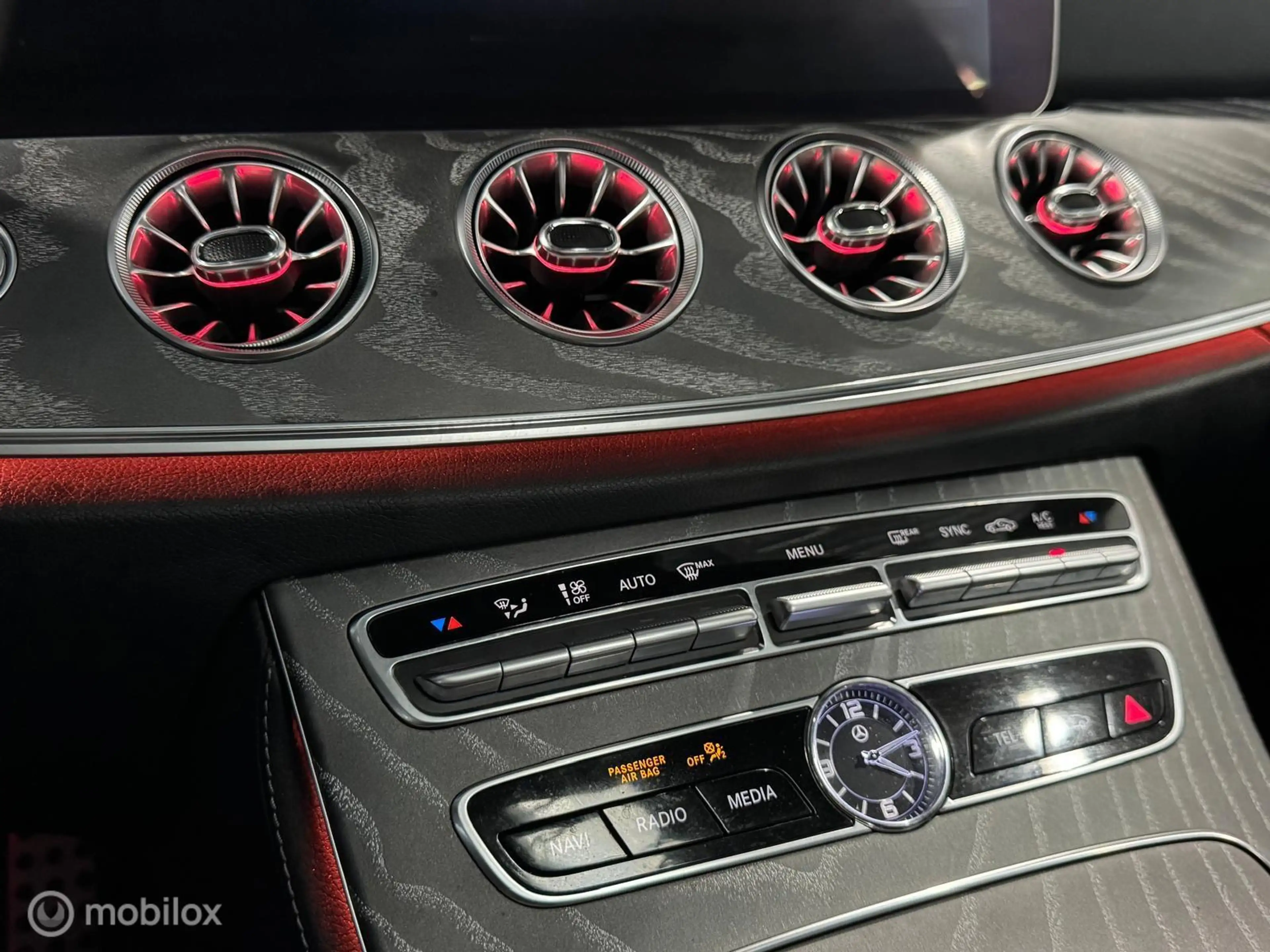 Mercedes-Benz CLS 450 4MATIC Premium AMG-line [ Burm. widescreen histori — photo 25