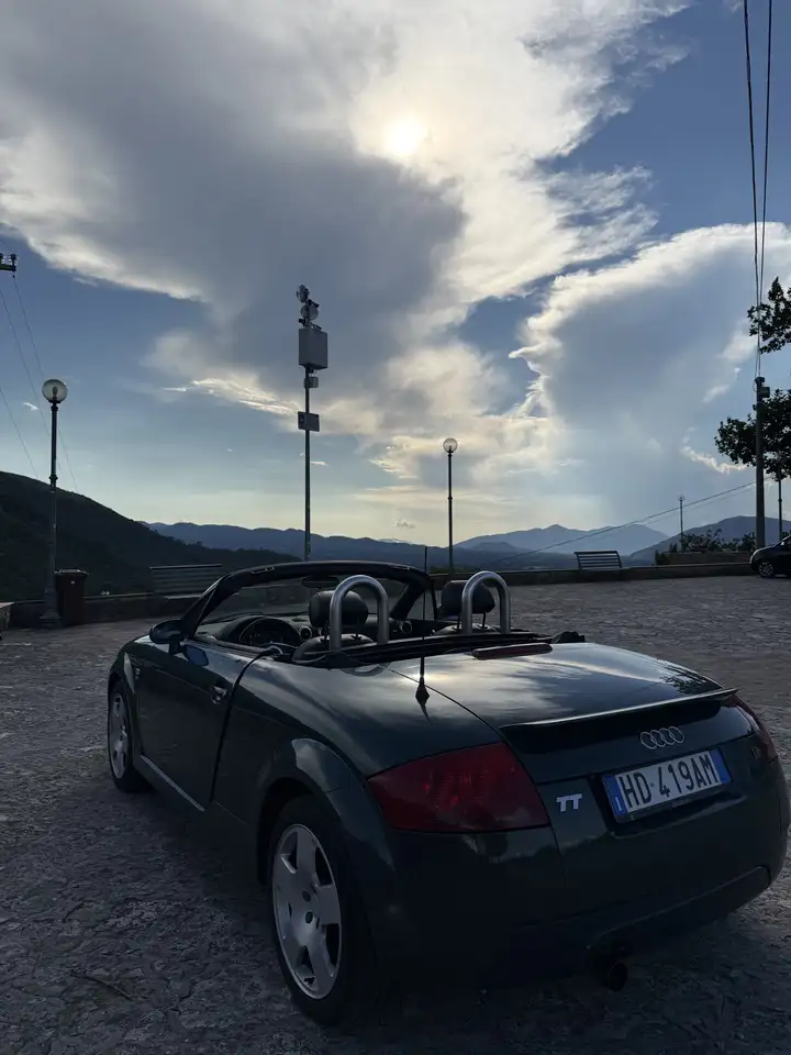 Audi TT Roadster 1.8t, foto 2