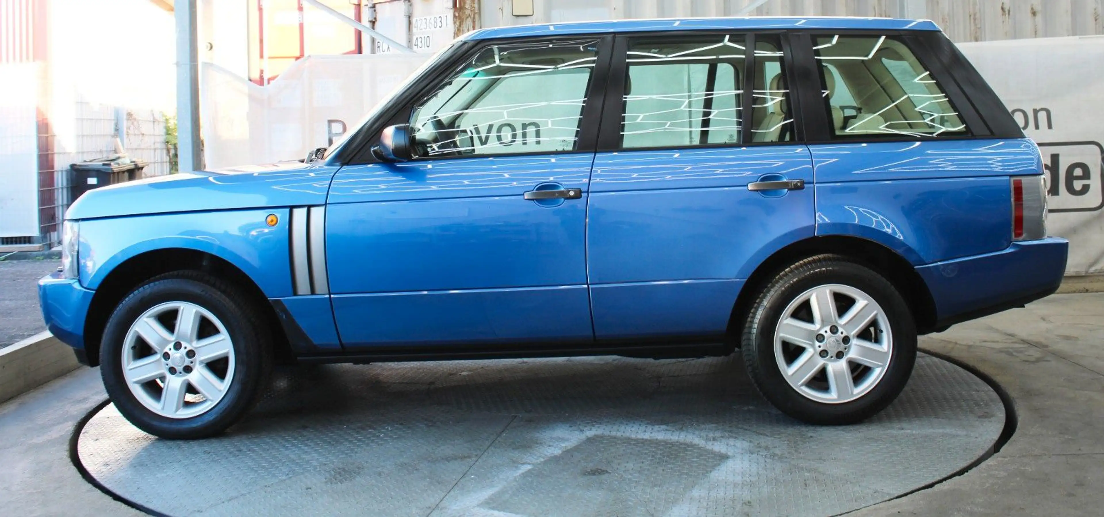Land Rover Range Rover V8 Vogue *Tüv&Inspektion Neu*S.dach* — photo 4