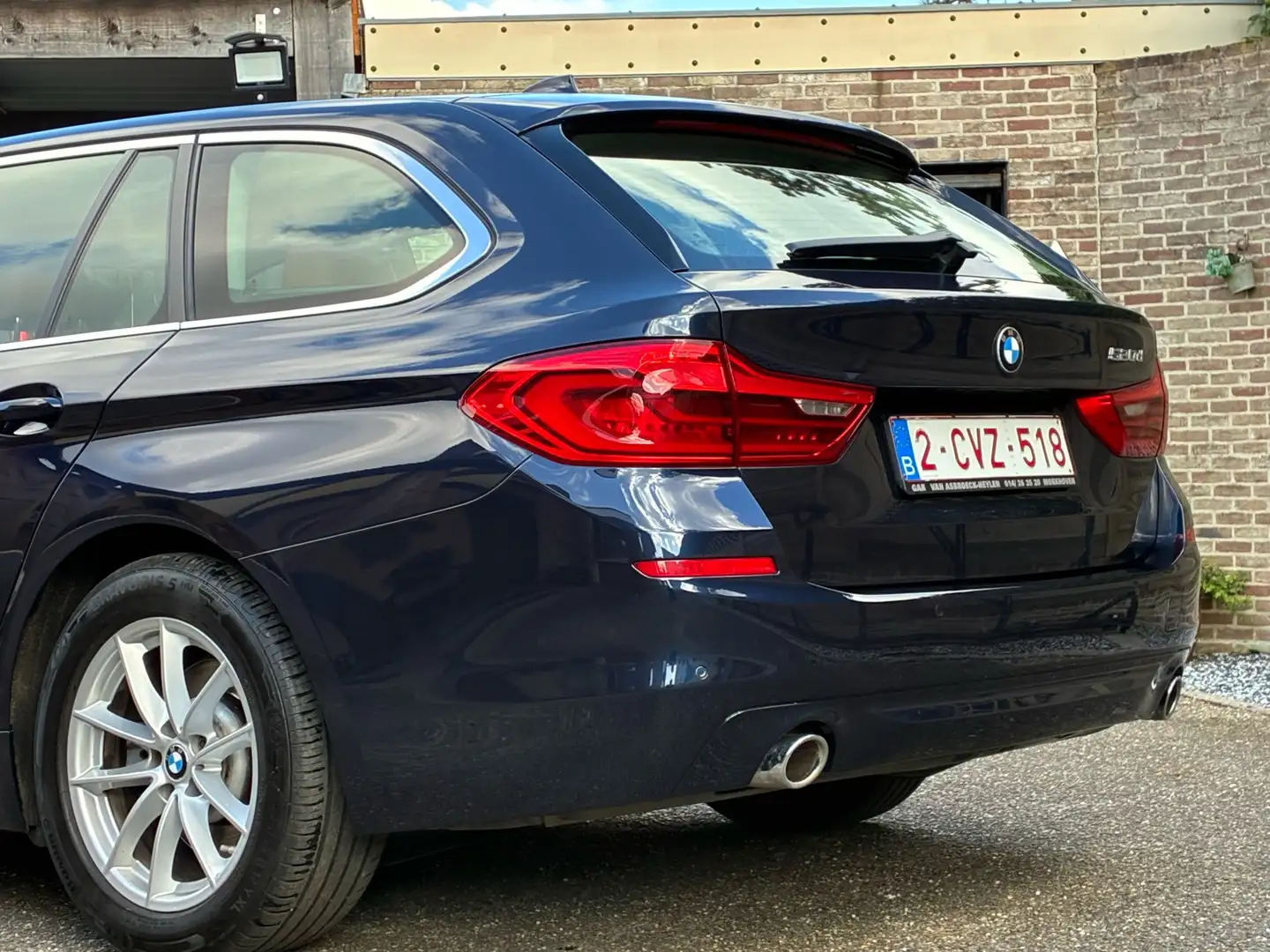 BMW 520 520d Touring Aut. Edition Fleet Lifestyle - 2