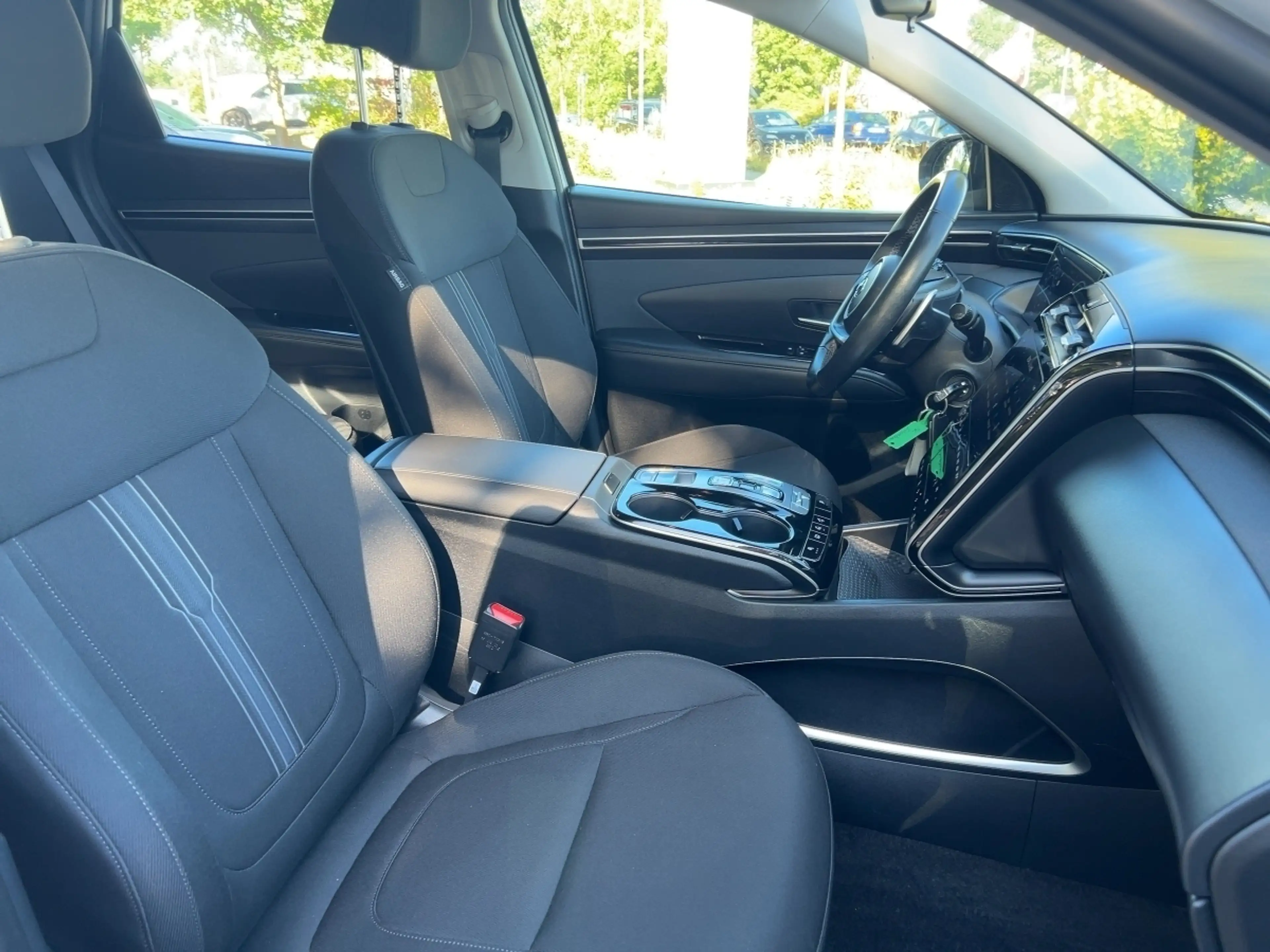 Hyundai TUCSON 1.6 Select Hybrid *GJR,AHK,PDC,SHZ* — photo 11