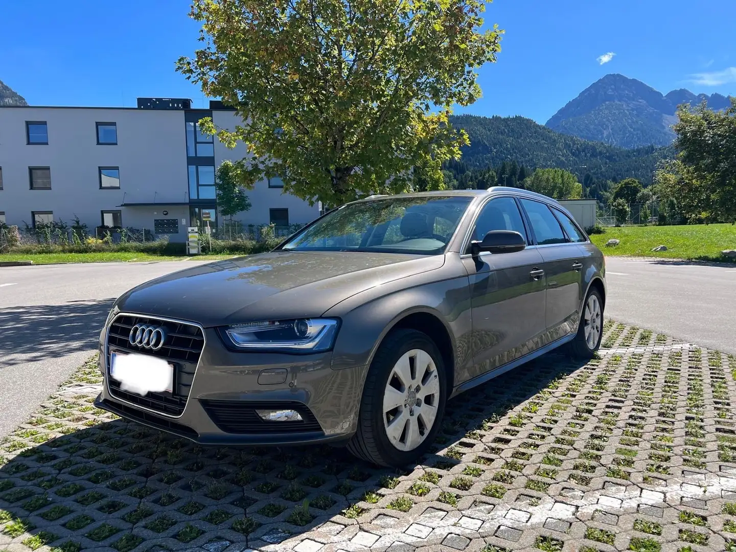 Audi A4 A4 Avant 2,0 TDI Style DPF Style Grau - 2