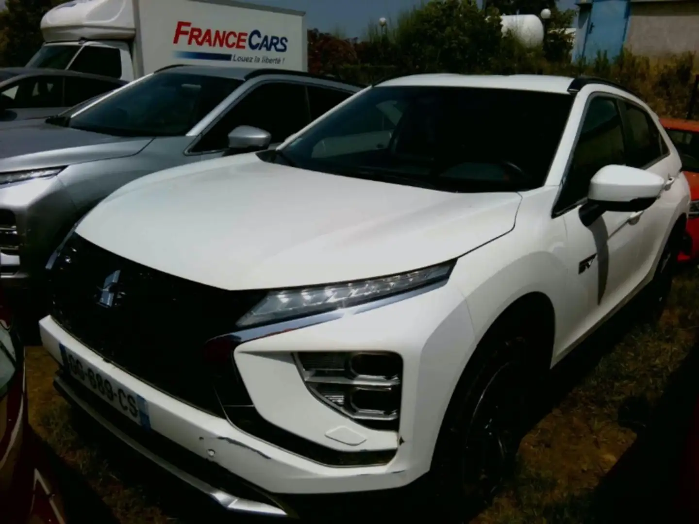 Mitsubishi Eclipse Cross 2.4 PHEV Kaiteki Auto 4WD Blanco - 2