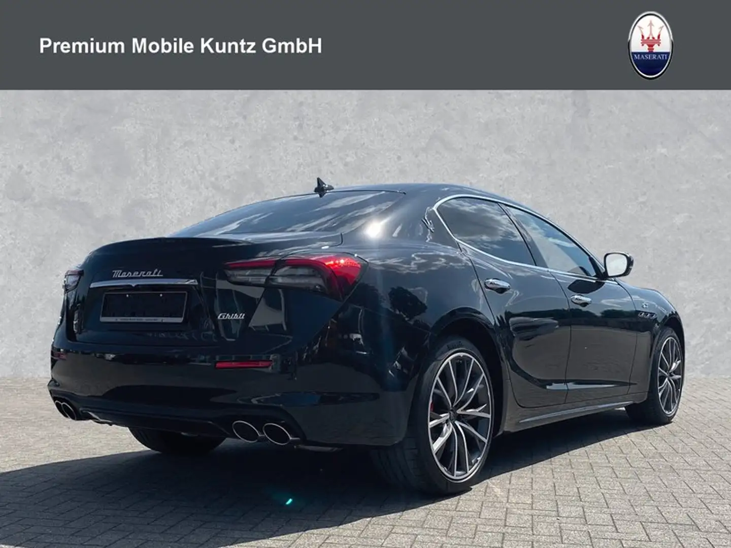 Maserati Ghibli Maserati Ghibli GT Hybrid  Panoramadach, Adapt. LE Чорний - 2