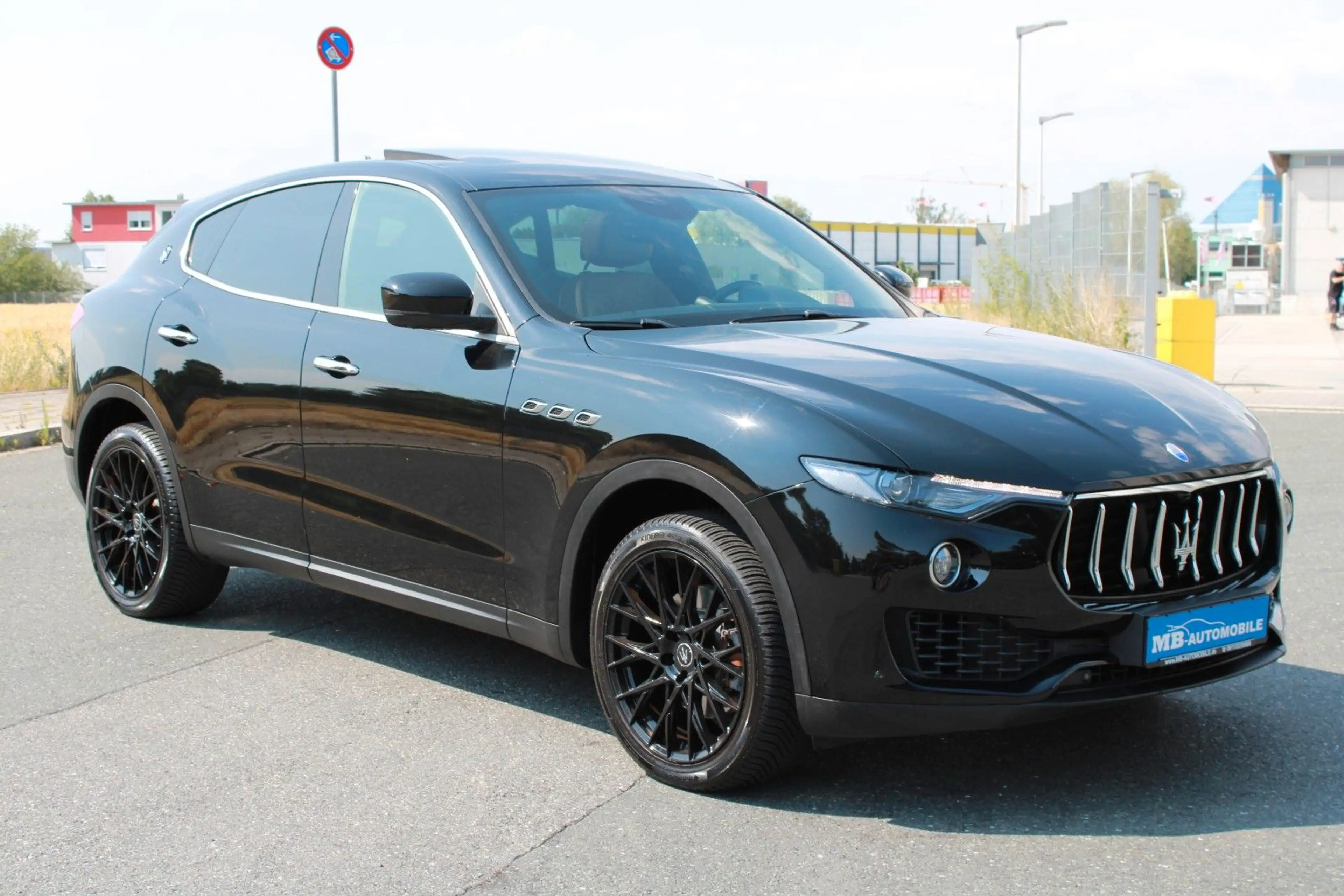 Maserati Levante Diesel LED LEDER Navi PANO KEYLESS — photo 4