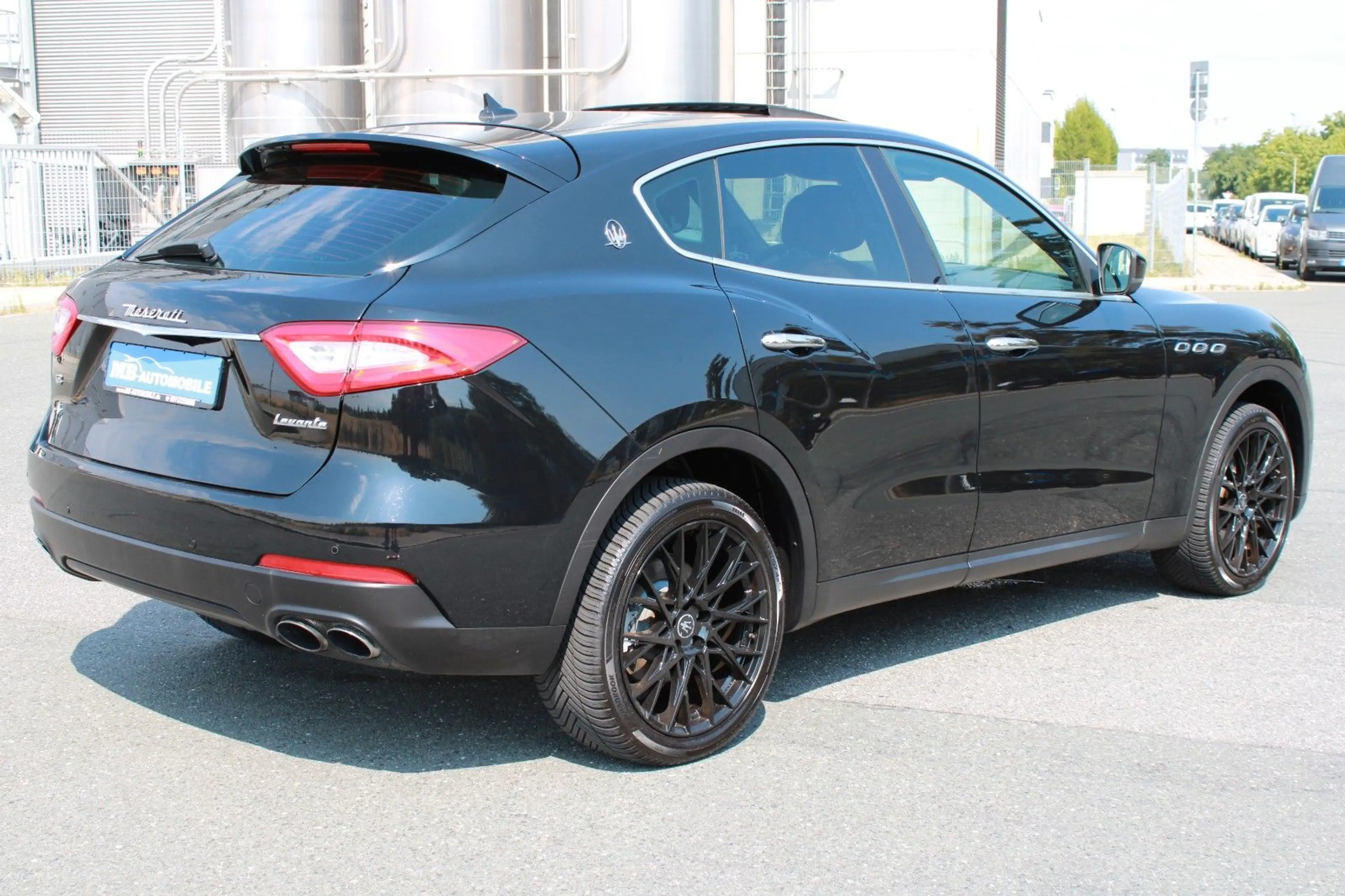 Maserati Levante Diesel LED LEDER Navi PANO KEYLESS — photo 9