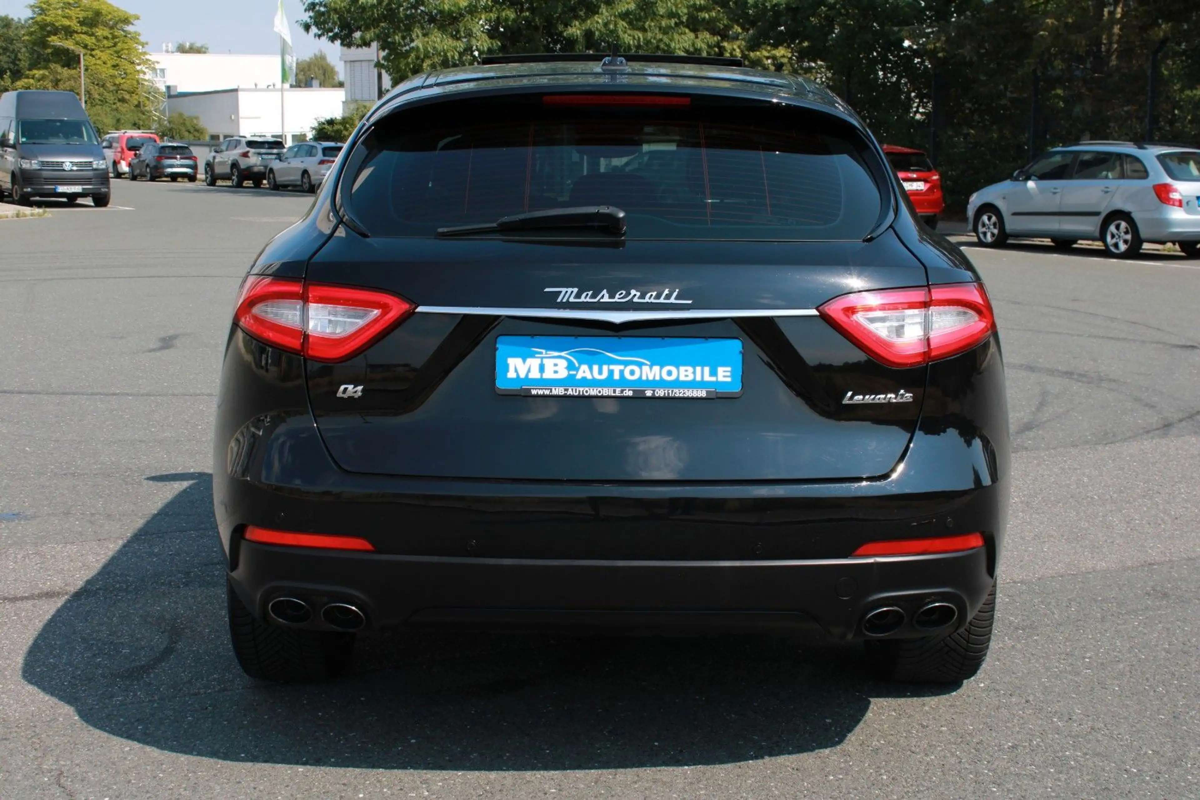 Maserati Levante Diesel LED LEDER Navi PANO KEYLESS — photo 8