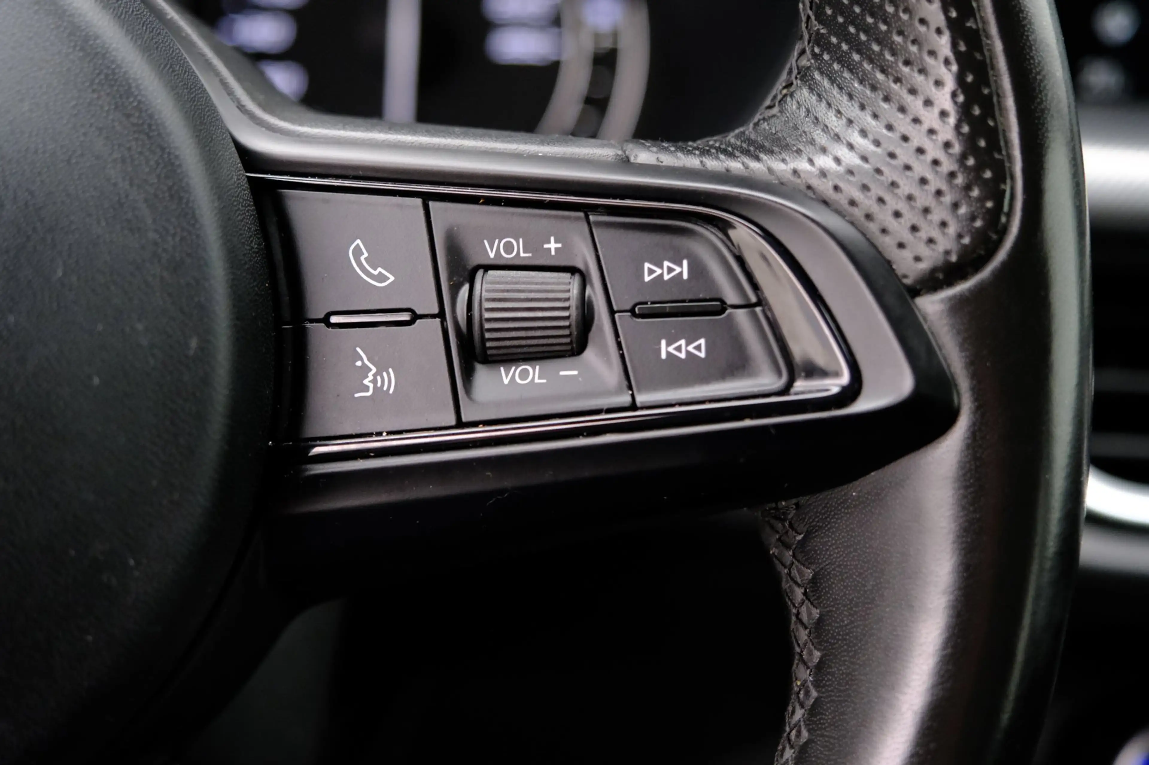 Alfa Romeo Stelvio 2.2d B-Tech Aut. Half leder|Navi|Clima|Carplay|DAB — photo 28