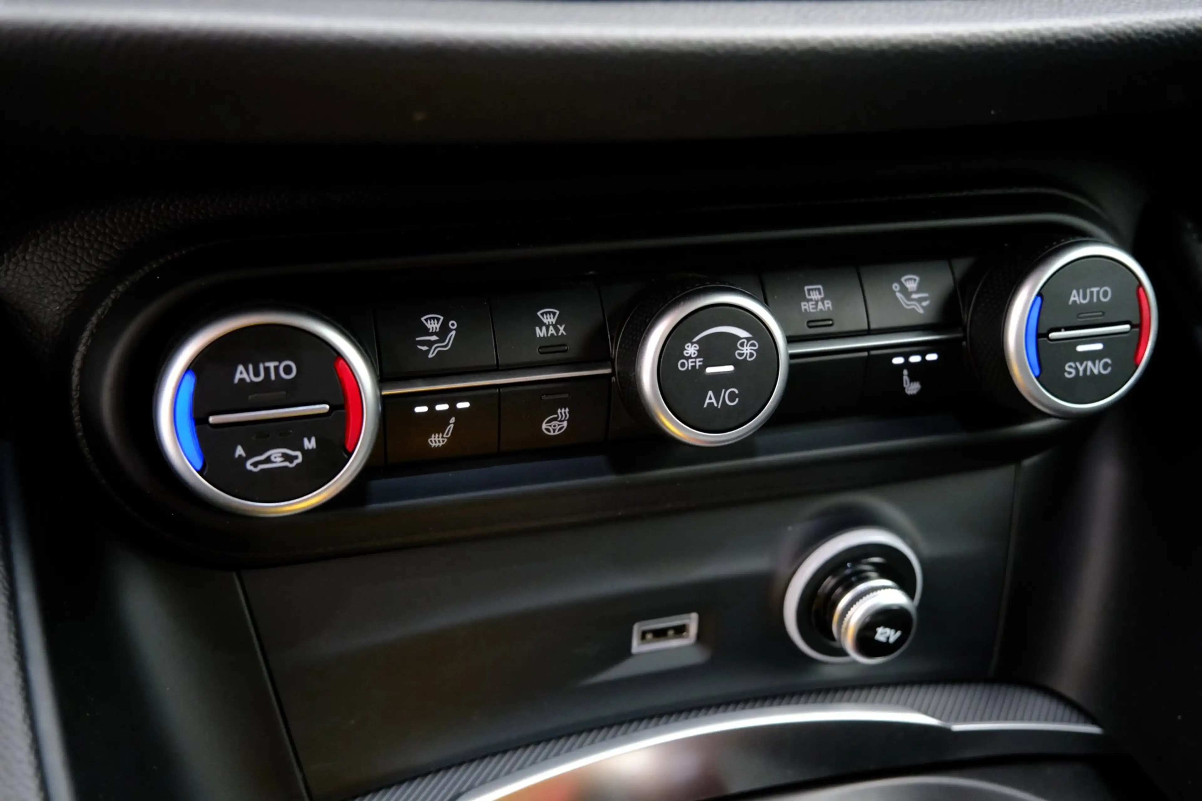 Alfa Romeo Stelvio 2.2d B-Tech Aut. Half leder|Navi|Clima|Carplay|DAB — photo 13