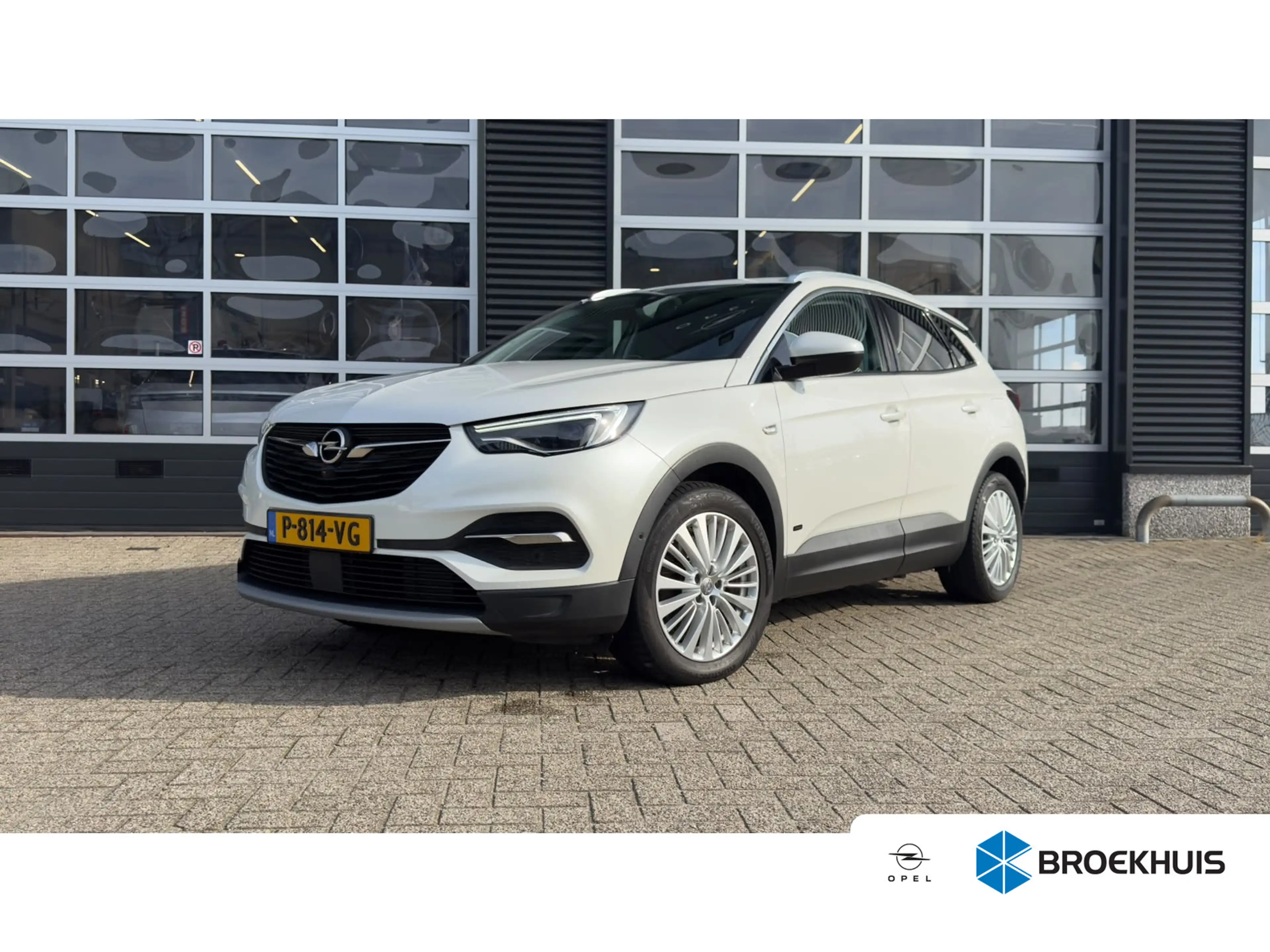 Opel Grandland X 1.6 Turbo 225pk Hybrid innovation | Camera voor &