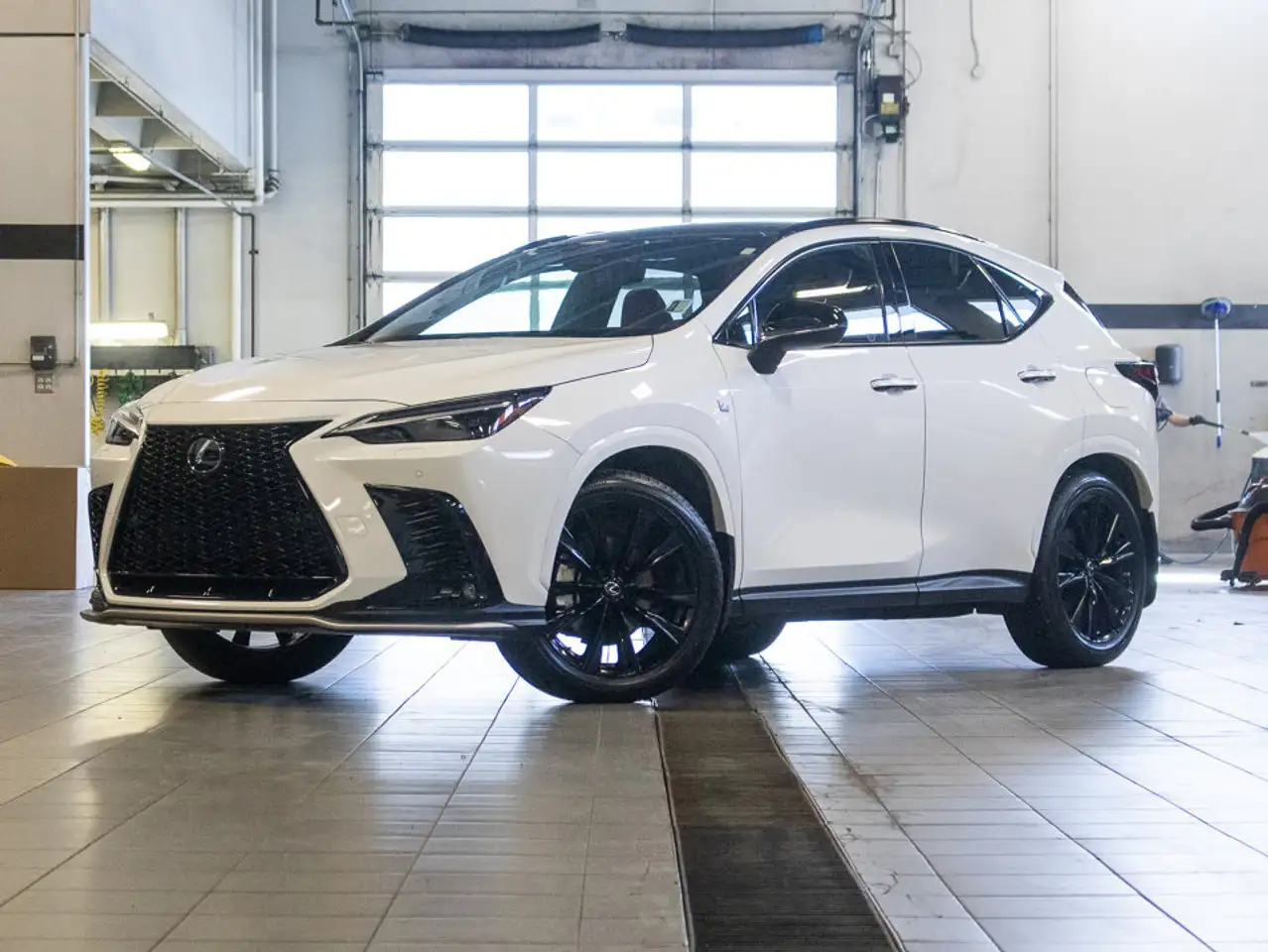 2023 Lexus NX
