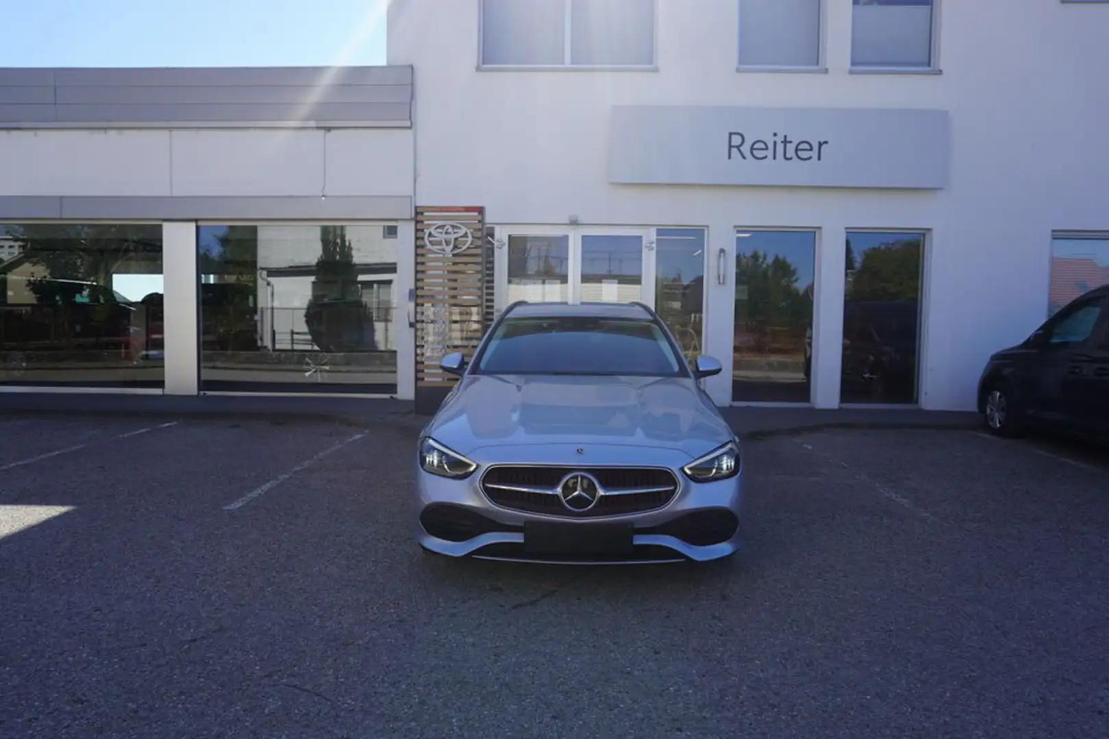 Mercedes-Benz C 200 d T Aut. *LED*KAMERA*SHZ* Silber - 1