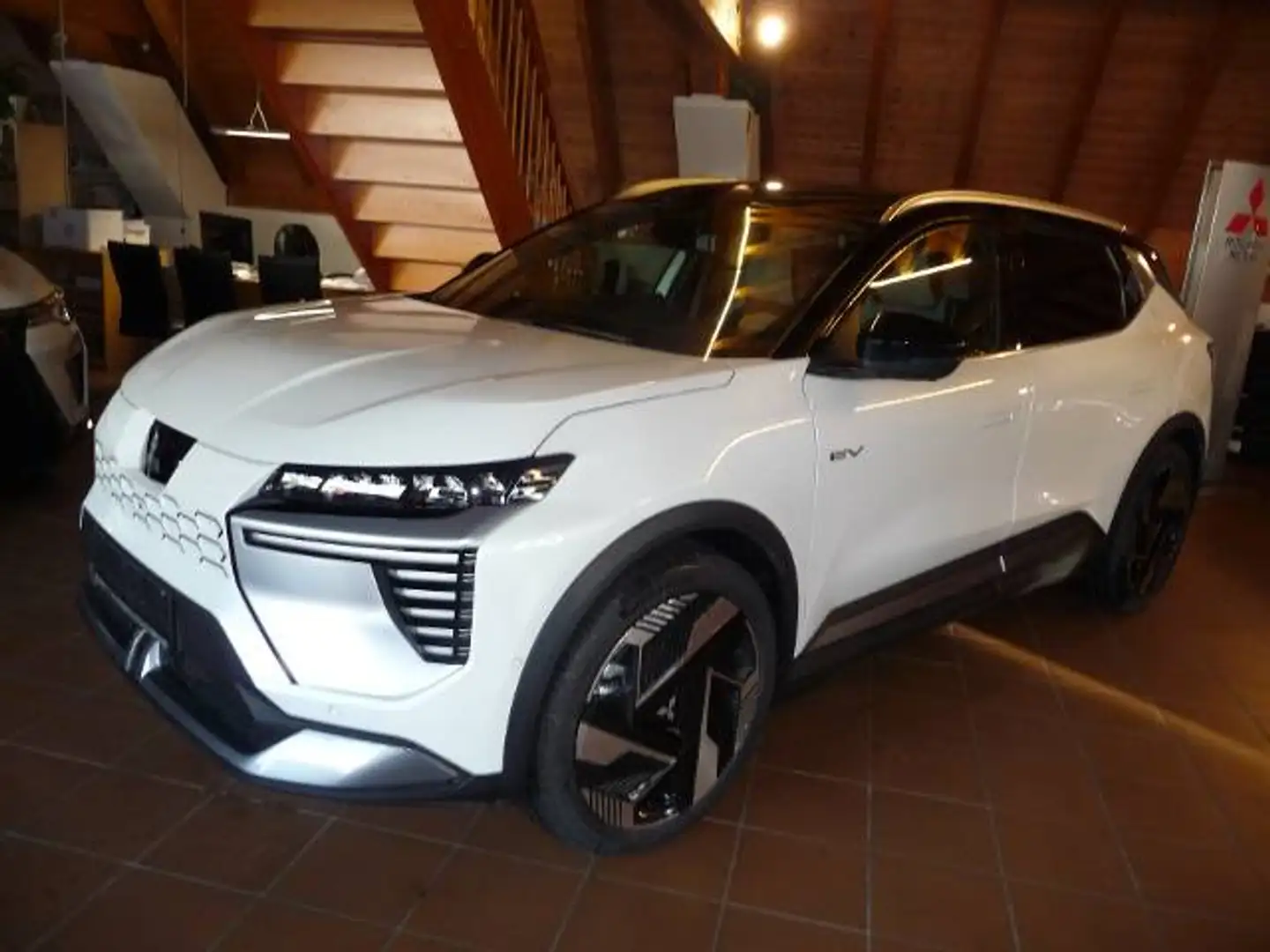 Mitsubishi Eclipse Cross Diamant TOP 87 kWh (22kW) Weiß - 1