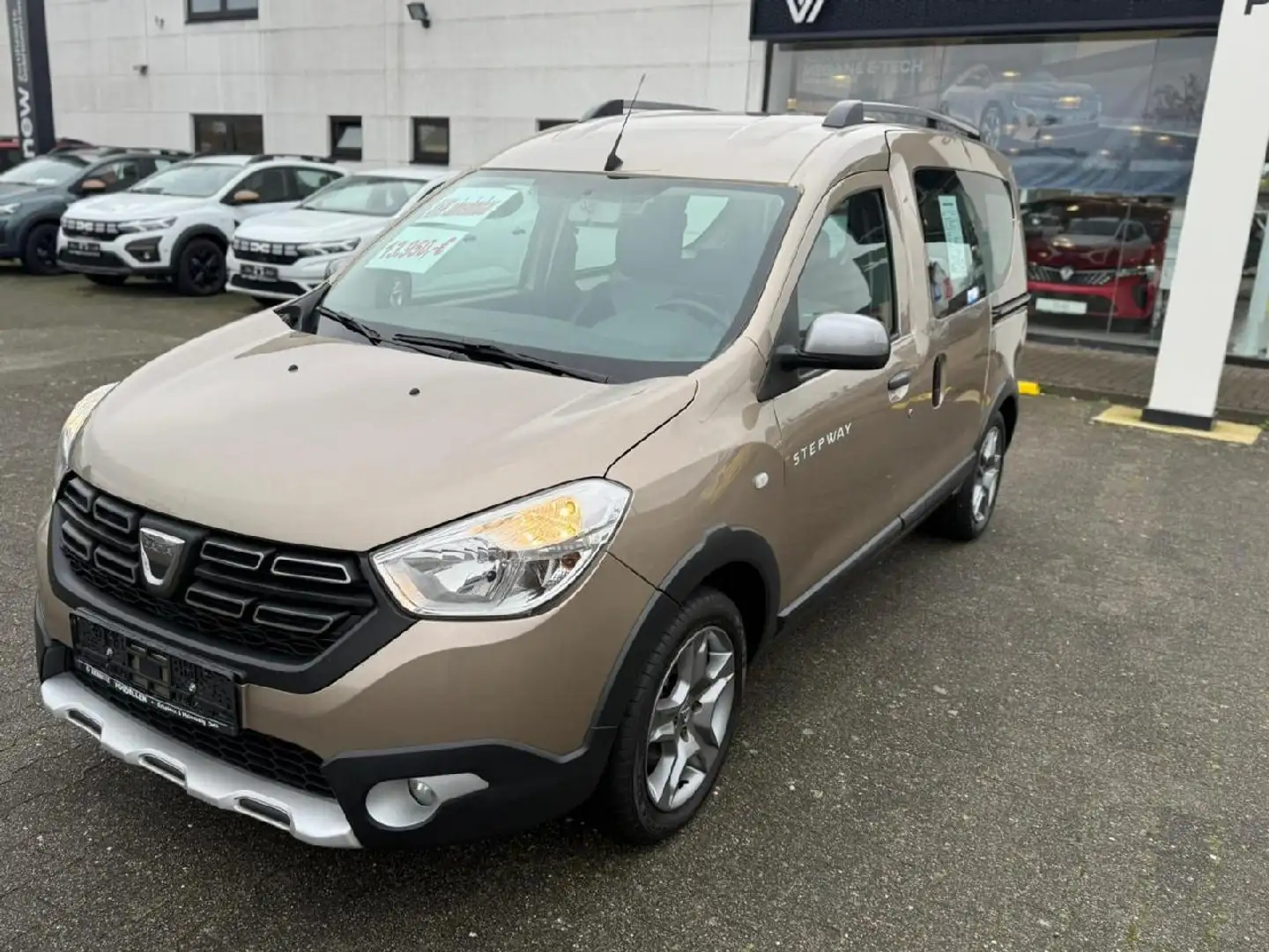 Dacia Dokker Stepway Plus - 1