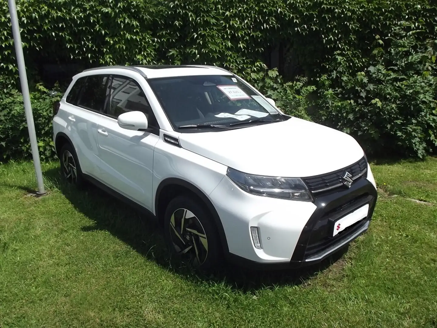 Suzuki Vitara 1.4 5D M/T COMFORT+ ALLGRIP HYBRID SOFORT Weiß - 2
