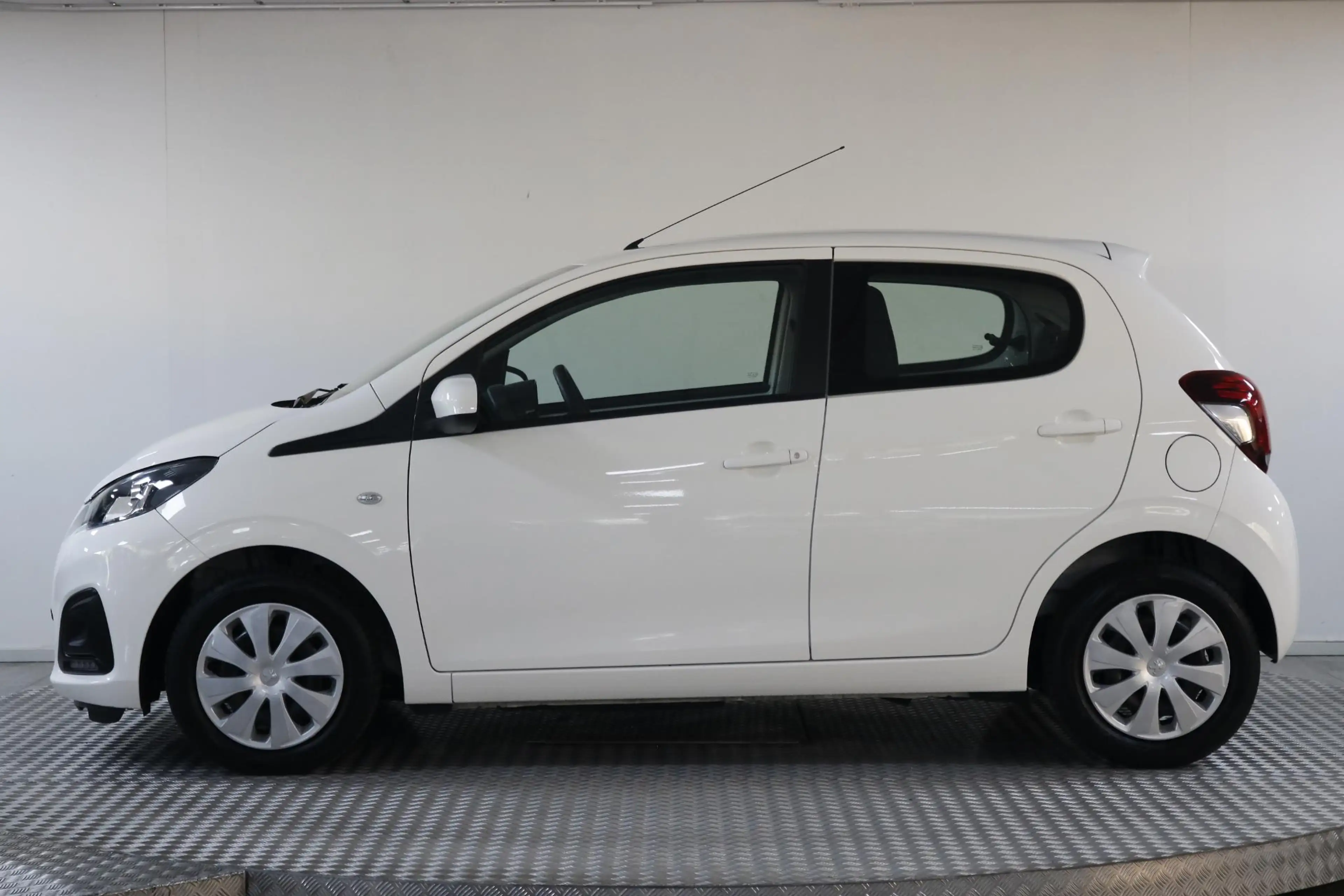 Peugeot 108 1.0 e-VTi Active Airco | Bluetooth | Elek. ramen | — photo 8