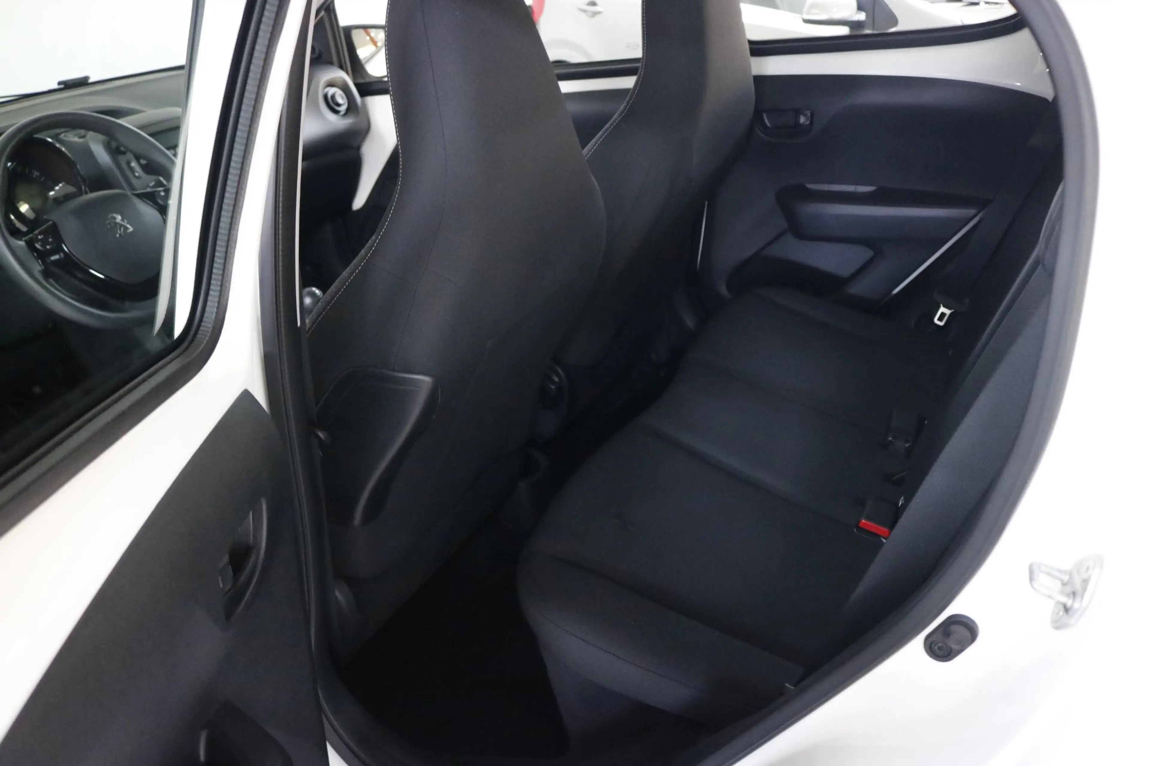 Peugeot 108 1.0 e-VTi Active Airco | Bluetooth | Elek. ramen | — photo 6