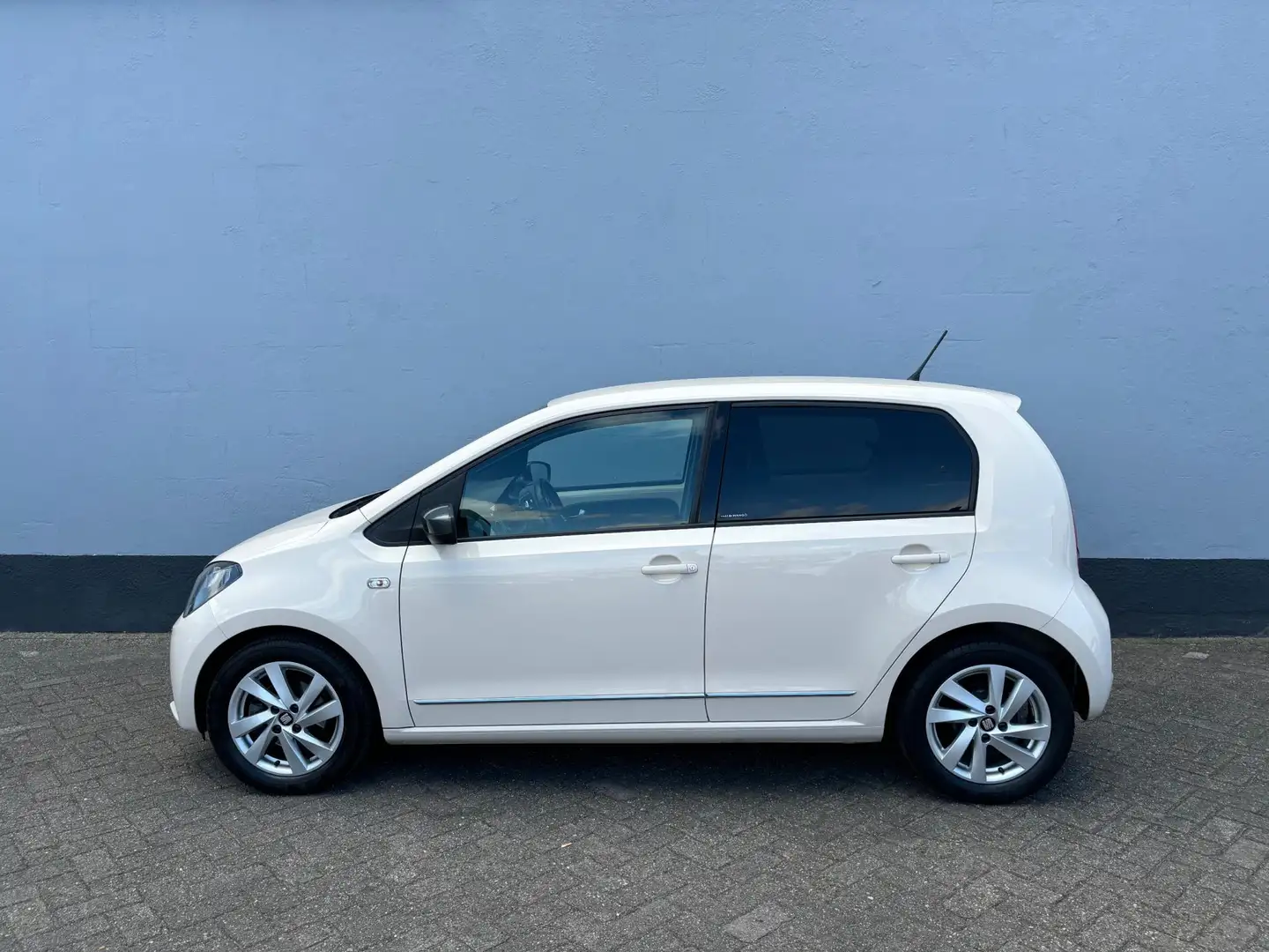 SEAT Mii 1.0 Mii by Mango - Lederen/Alcantara Interieur Beige - 2