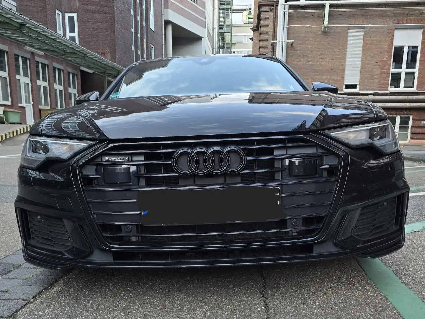 Audi A6 A6 Avant 40 TDI quattro S tronic sport Schwarz - 1