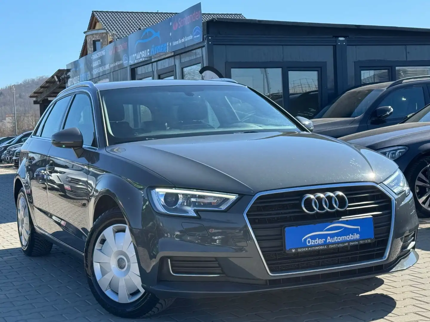 Audi A3 Sportback 30 TFSI Design+Garantie+TÜV NEU+ Gris - 1