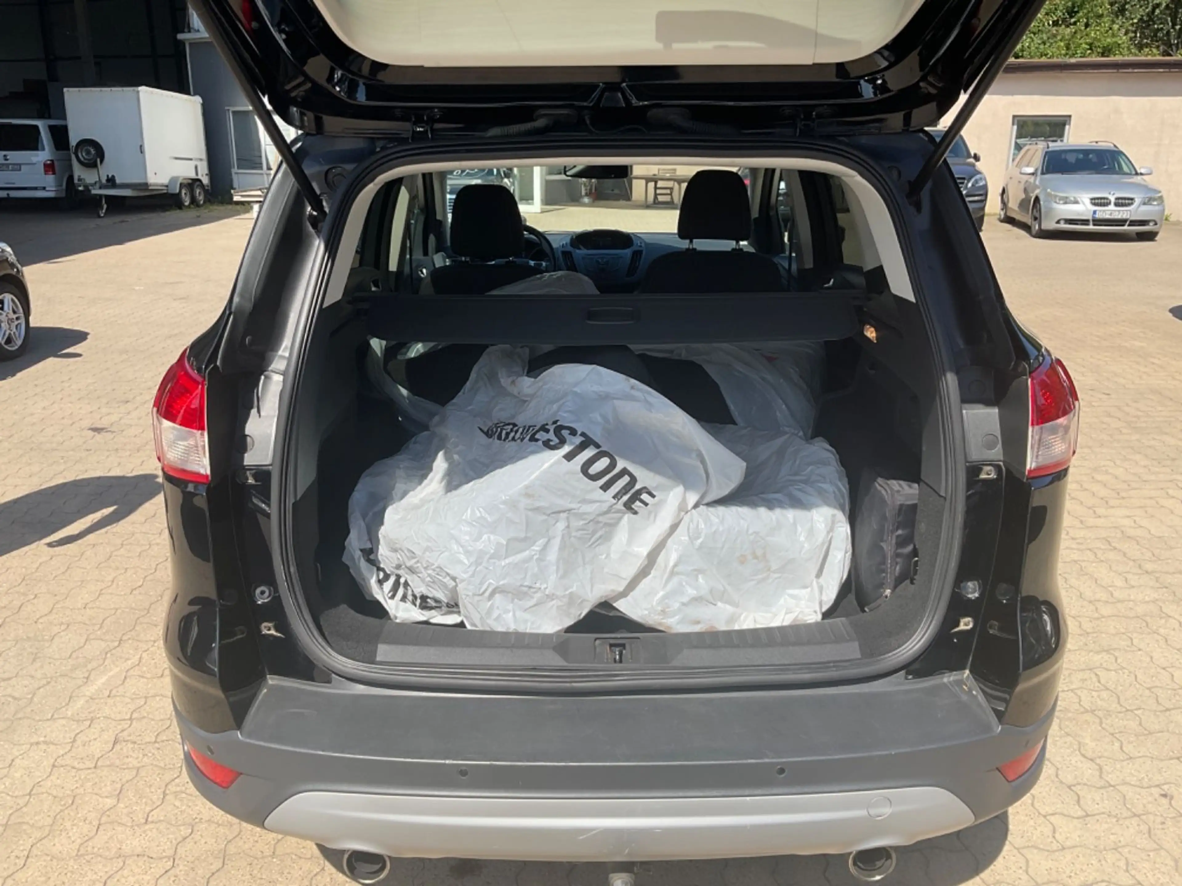 Ford Kuga Sync Edition TÜV NEU 2 HAND SCHECKHEFT — photo 10